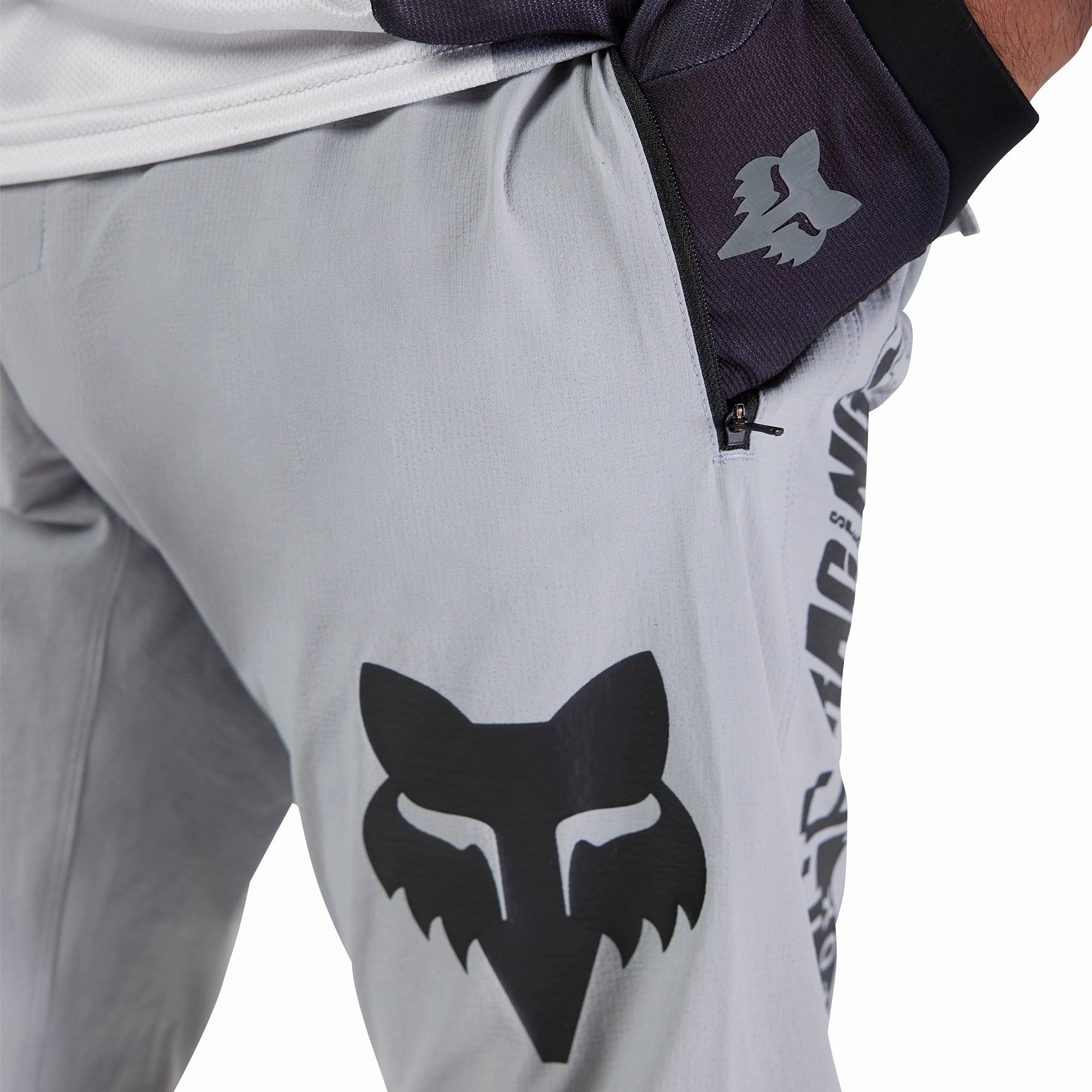 Fox Ranger Grid Mens Cycling Trousers - Grey sneaker compostable