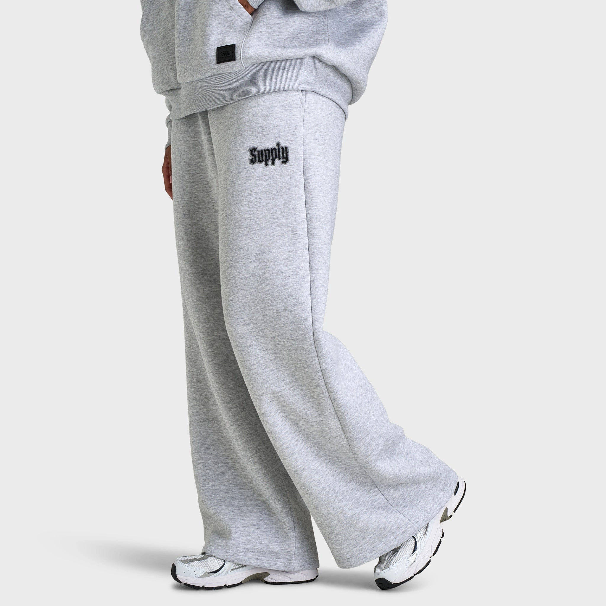 Supply & Demand Women's Wing Wide Leg Joggers / Light Grey TemperatureRegulating