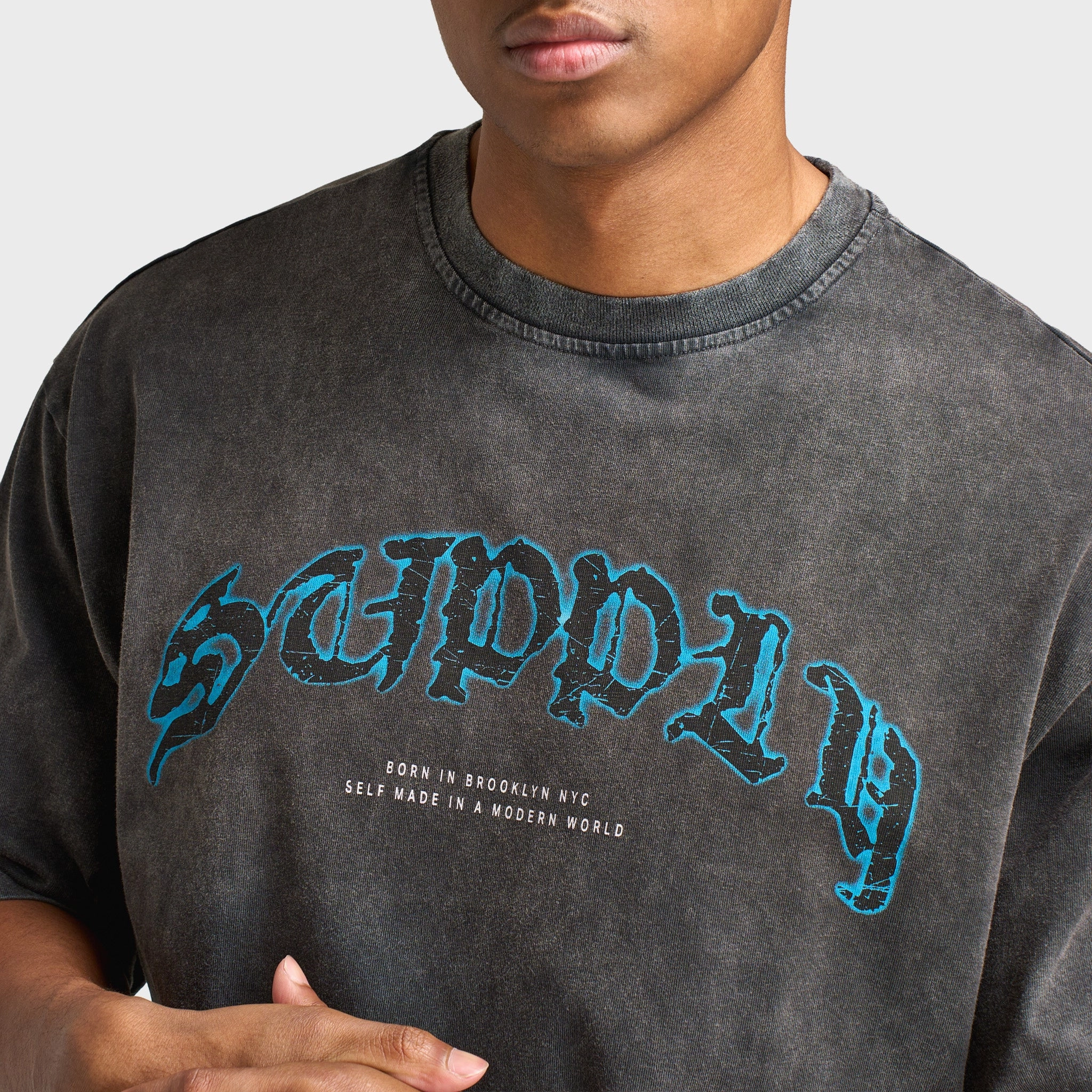Supply & Demand Tatter Tee / Washed Black Easy - to - understand