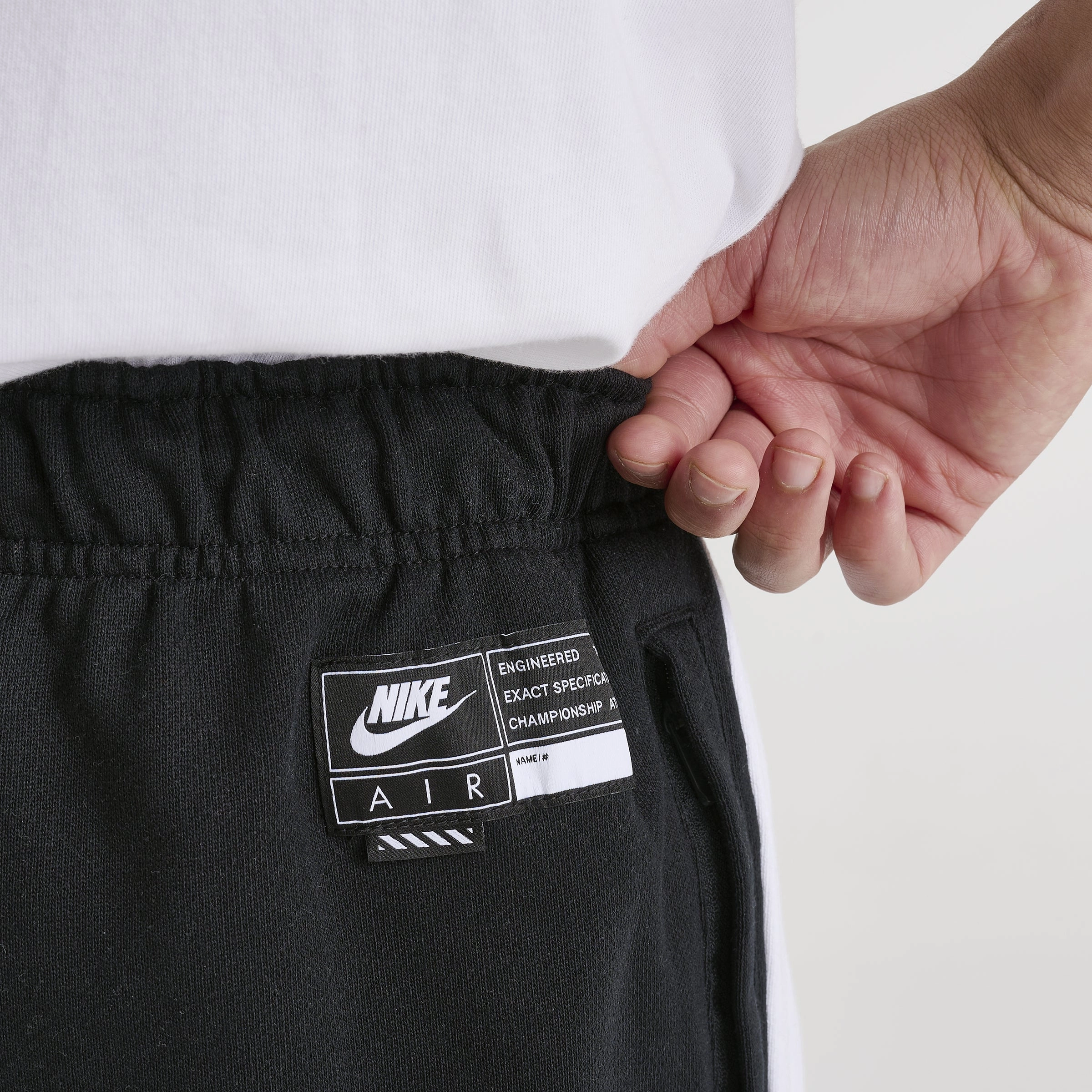 Nike Air Fleece Shorts Black / White - White Sports Wear raincoat