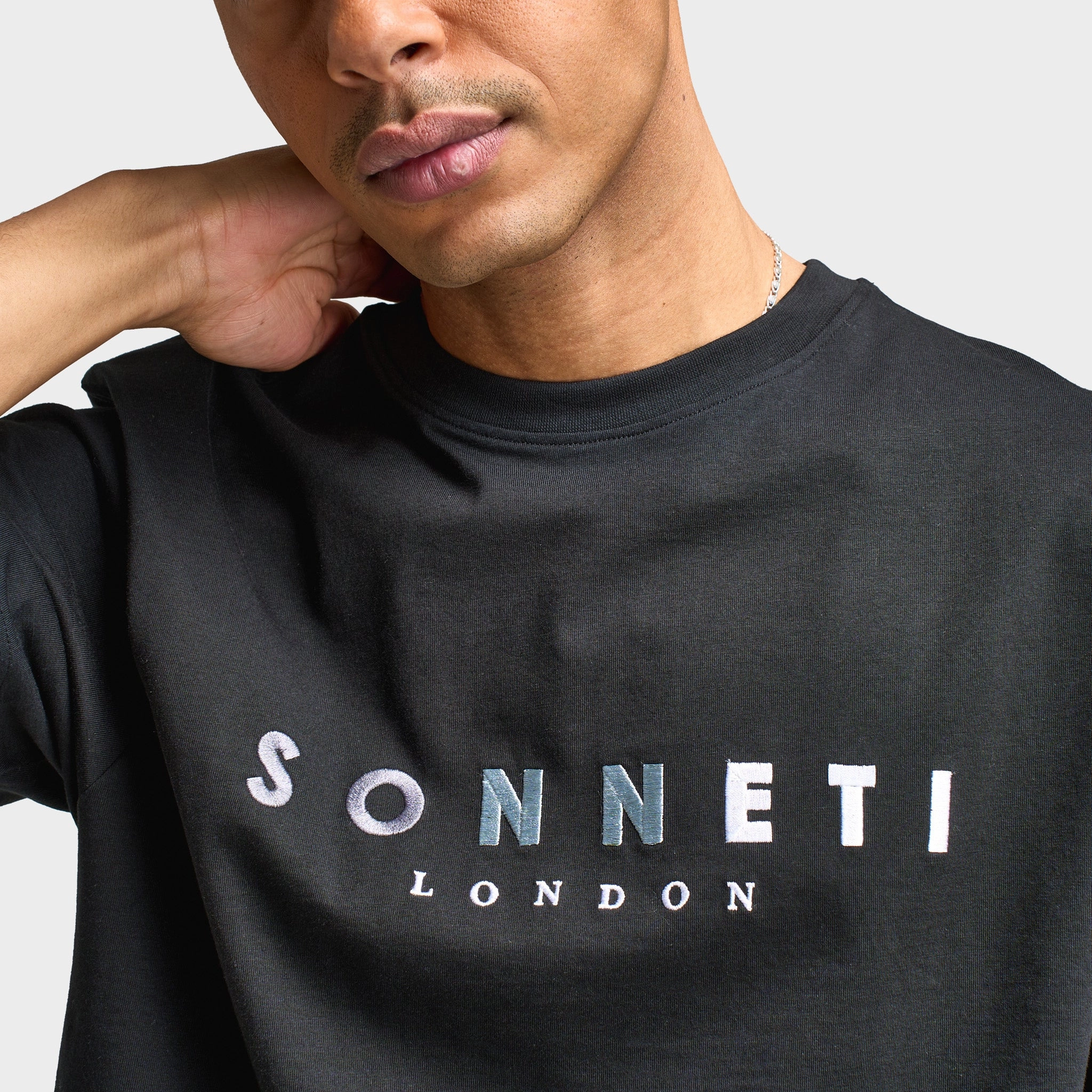 Sonneti Hare Graphic T-Shirt / Black high end market users