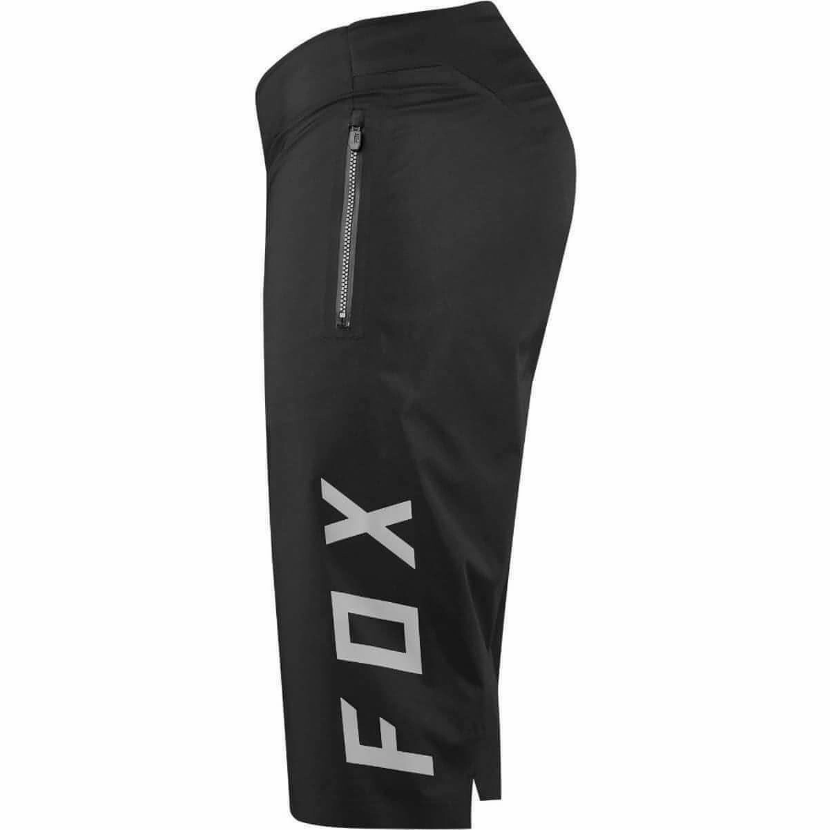 HighEnergyReturnFoam down Fox Defend Pro Water Mens Baggy Cycling Shorts - Black