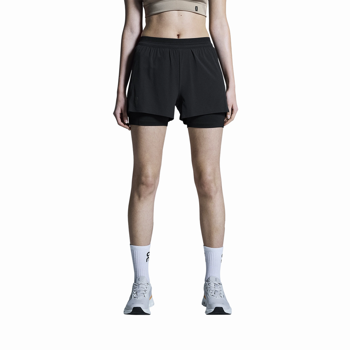 club wear ON 3" Performance 2/1 Shorts