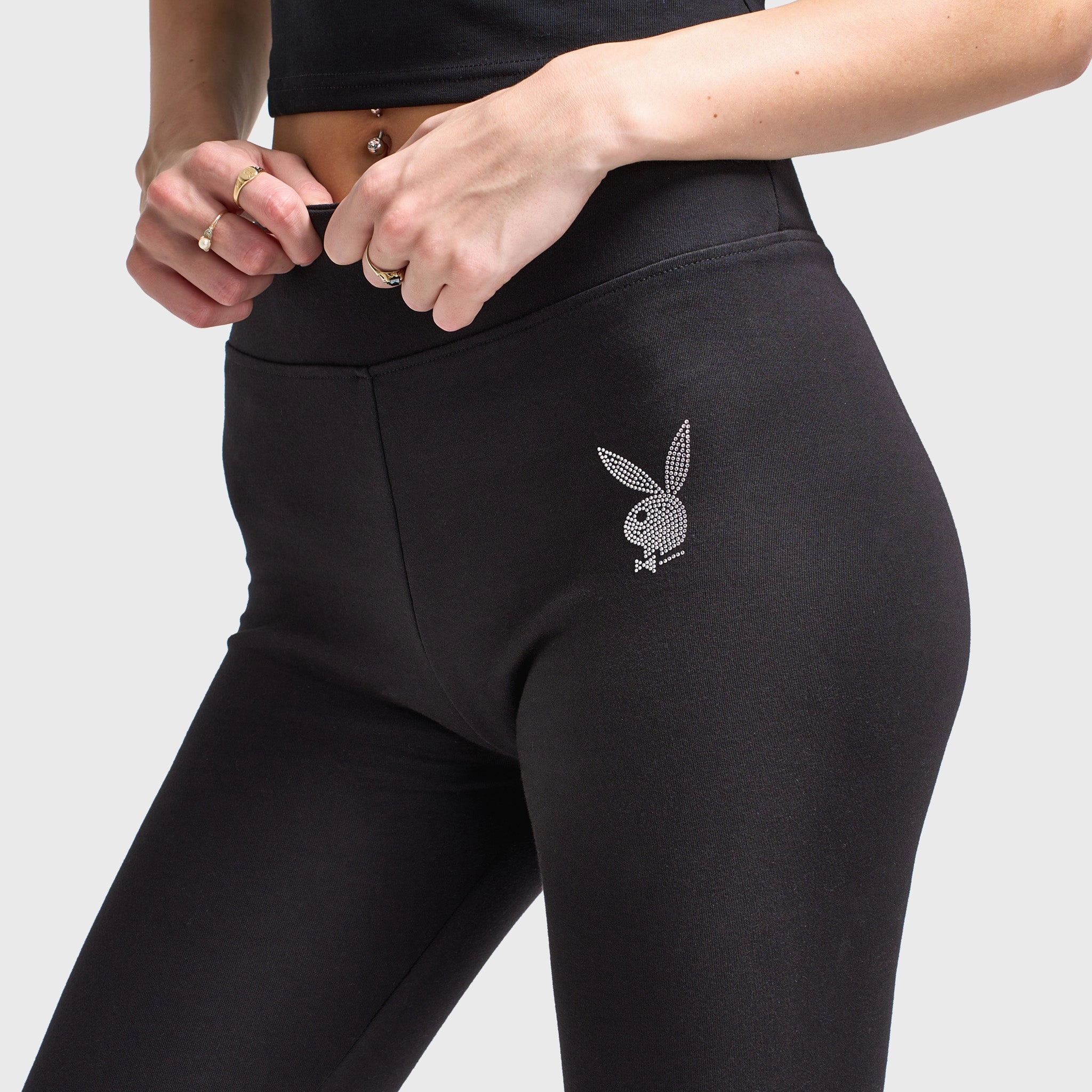 ChafeResistantEdging twill Playboy Bunny Flare Pants / Black
