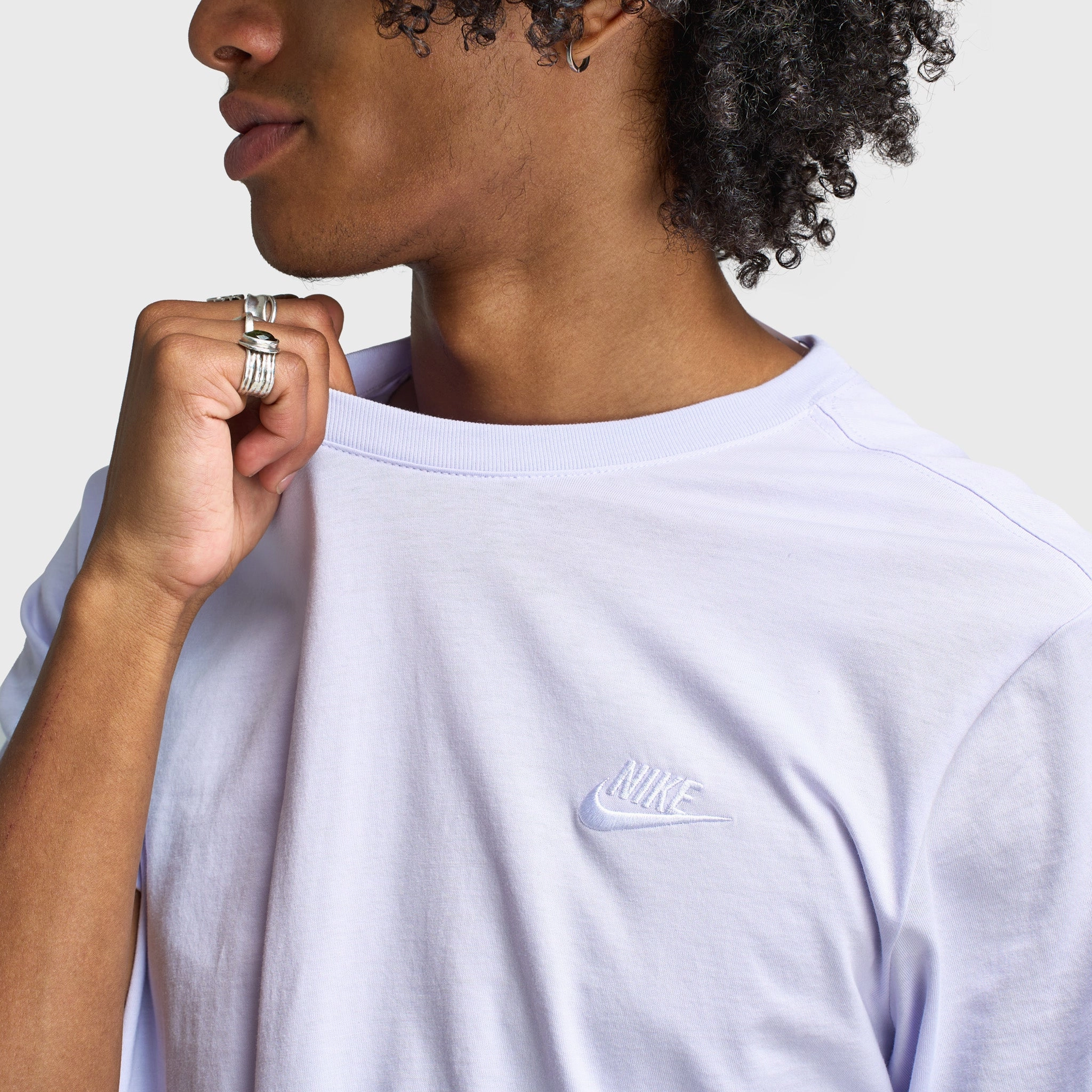 Nike Sportswear Club T-Shirt / Amethyst Mist Fire resistant