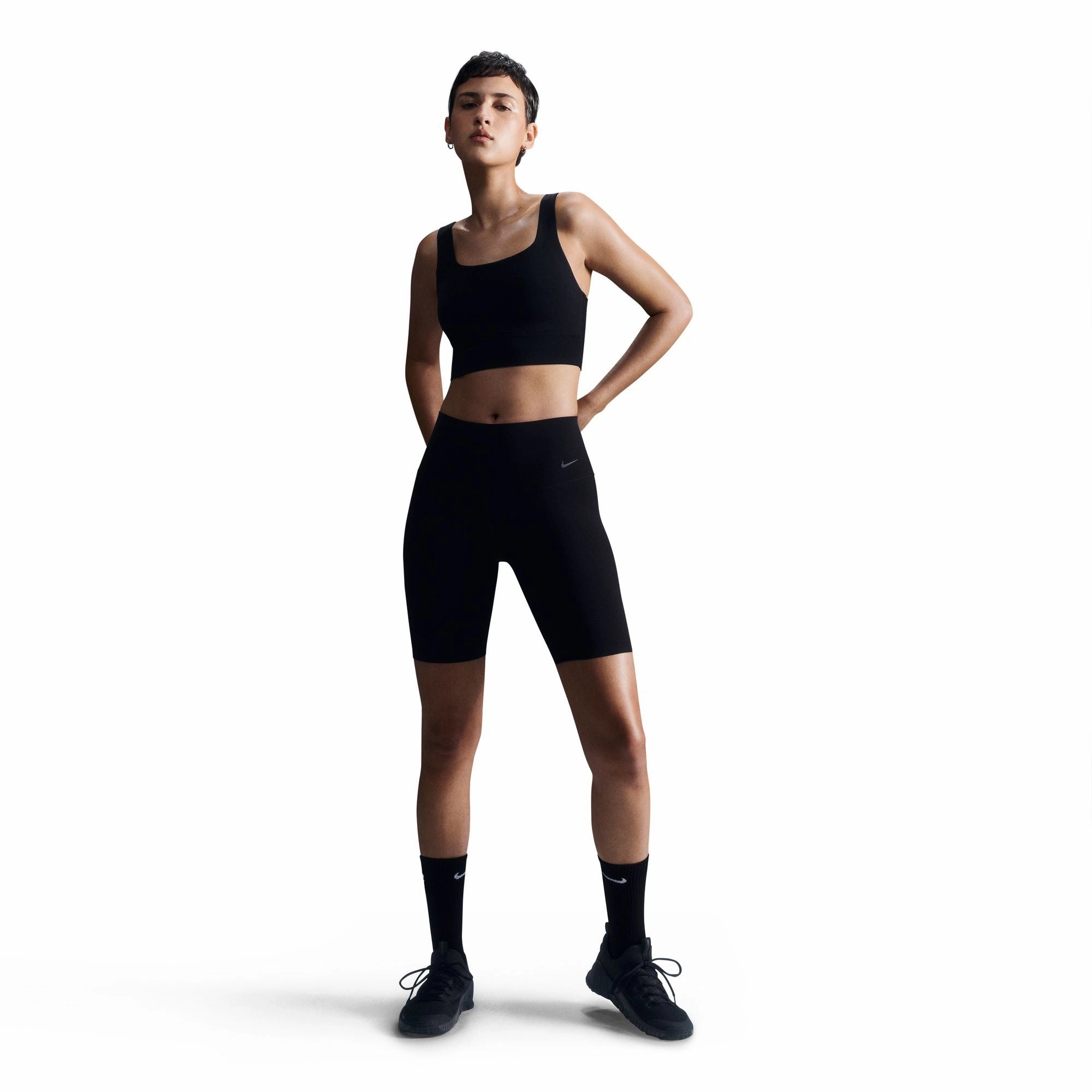 FourWayStretch Women's Dri-FIT Zenvy Medium Support Longline Sports Bra Light Black / Sail