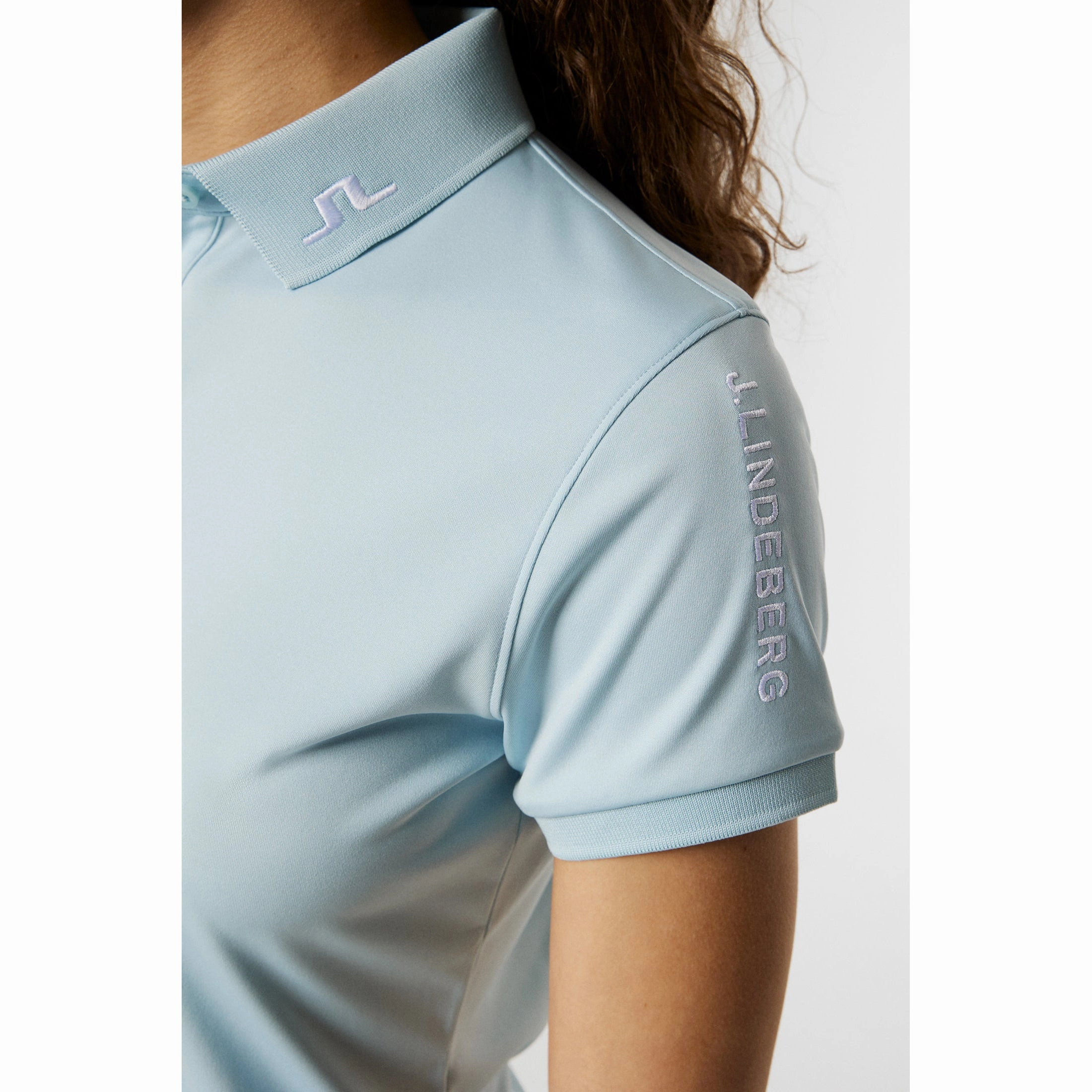 Flatlock stitching J.Lindeberg Women's Tour Tech Golf Polo Shirt - Winter Sky