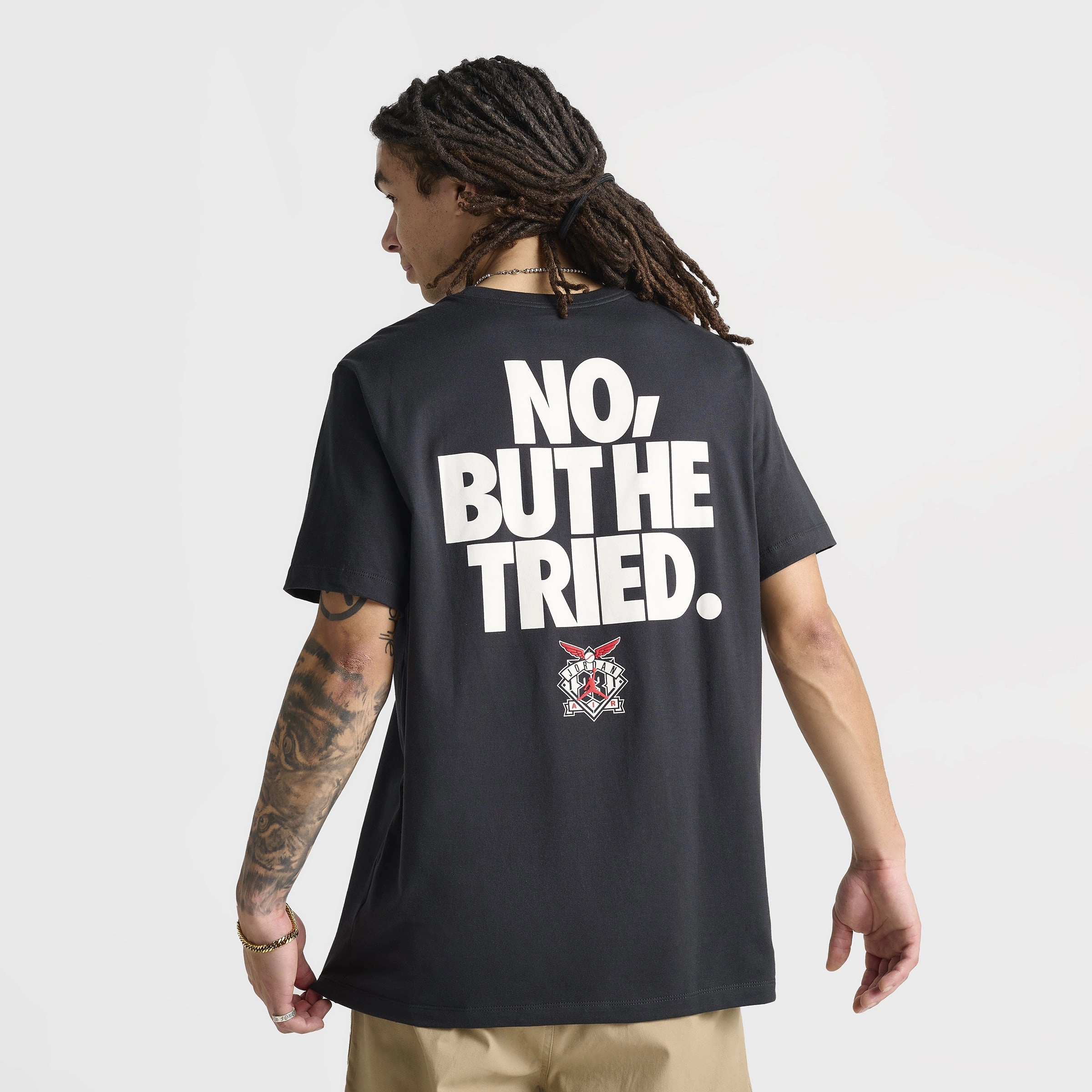 Jordan DMND45 Graphic T-Shirt / Off Noir Comfort - prioritized Moisture Management System