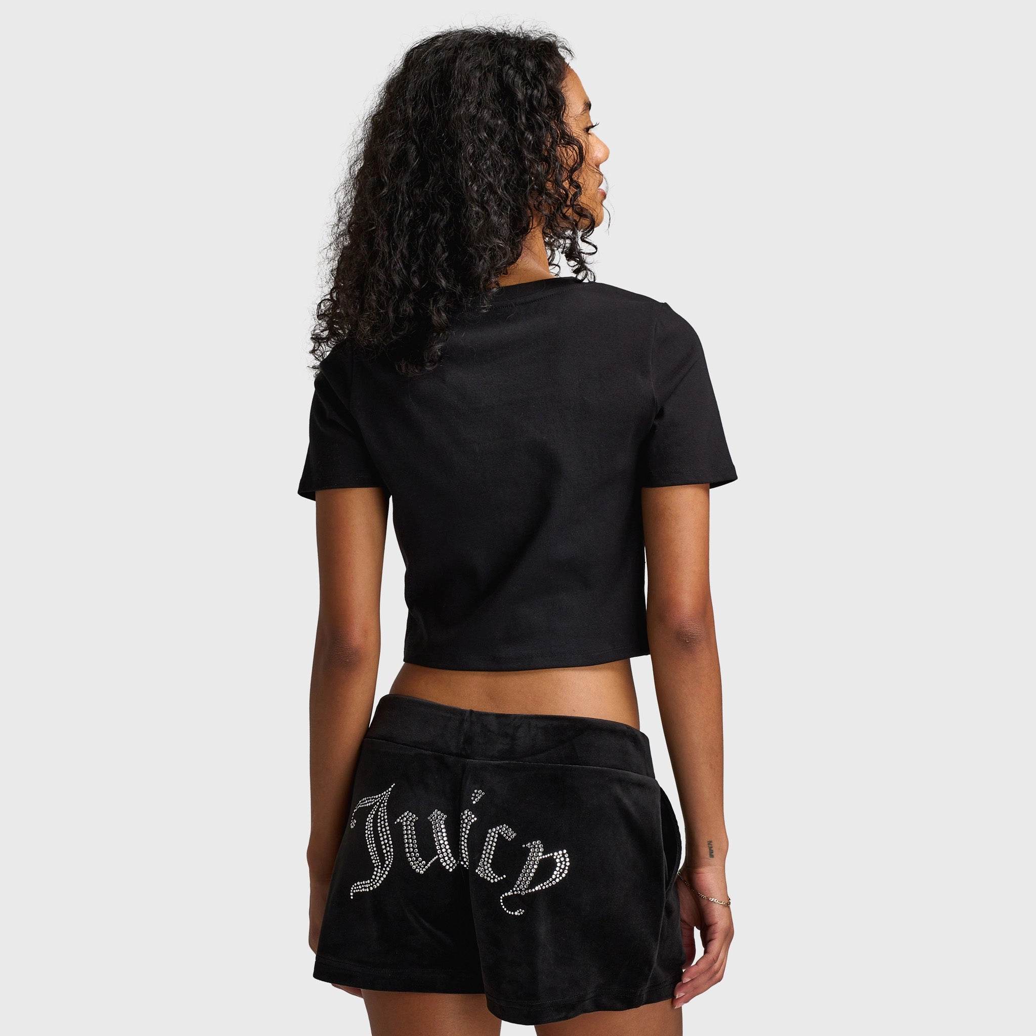 Juicy Couture Women's Bling Baby Tee / Black Bold and Comfortable Running Gear