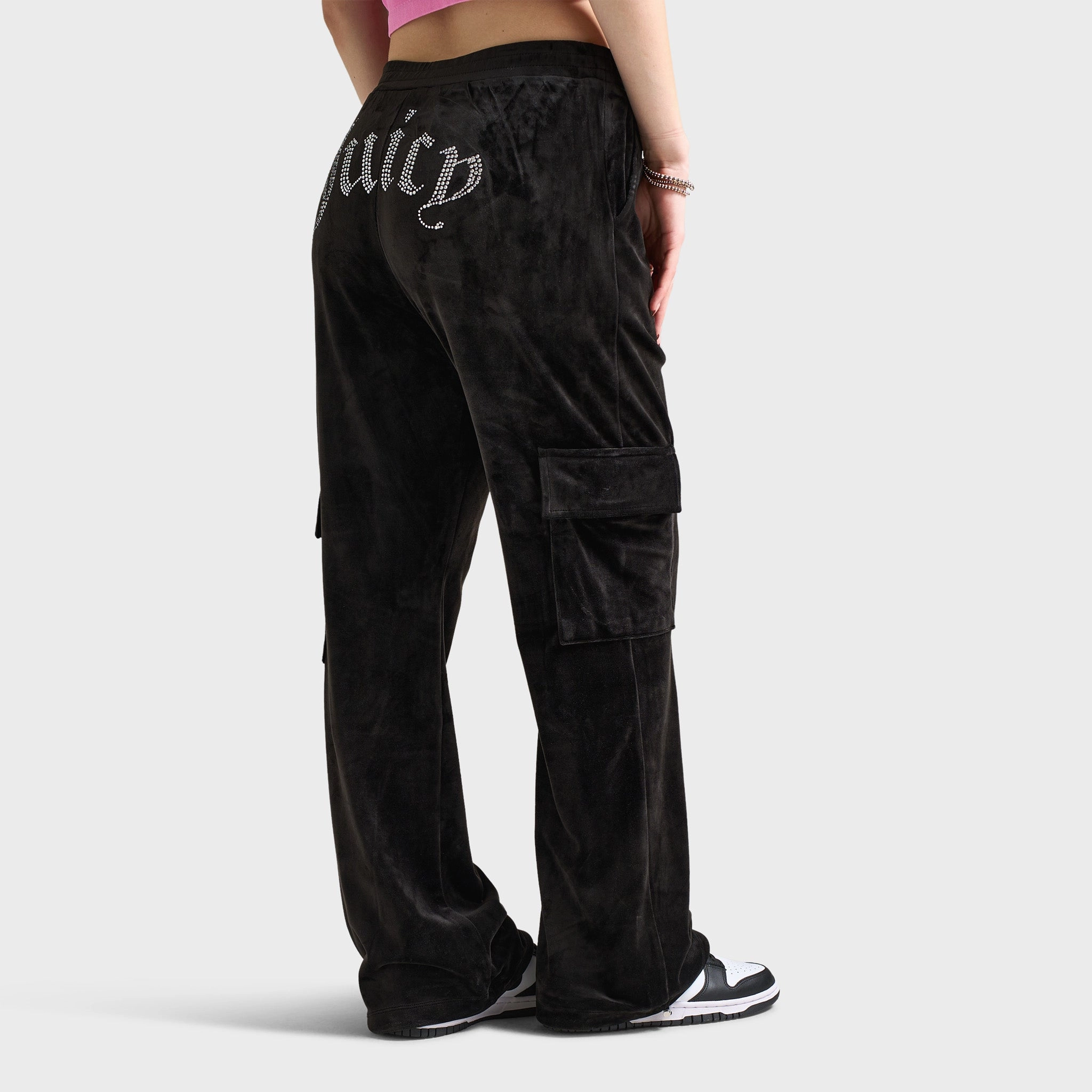 Juicy Couture Women's Velour Cargo Pant / Black CompactWeave SplitHemDesign