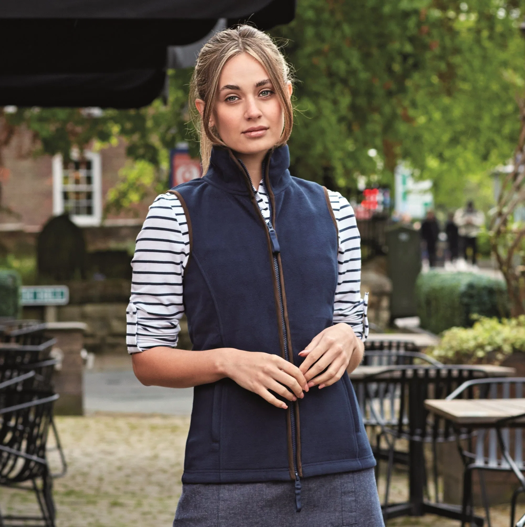 ChafeResistant Seams Ladies Artisan Fleece Gilet | BLACK/BLACK