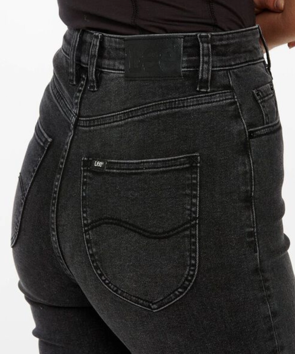 AdjustableHemline EcoFriendly Material Lee Hourglass High Licks Crop Skinny Jean (Regal Black)