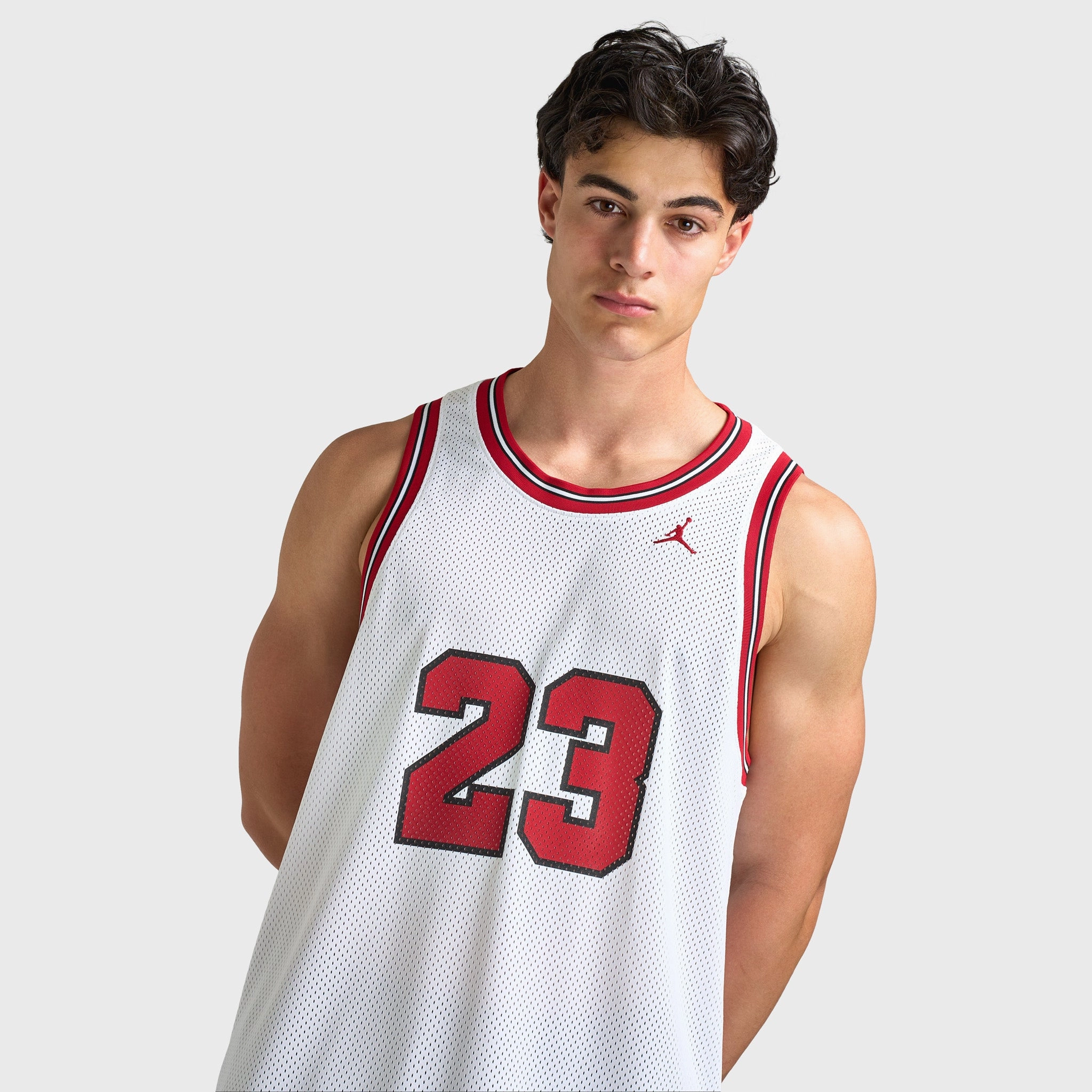 Jordan Essentials Summer Jersey White / Gym Red Precision - engineered State - of - the - art