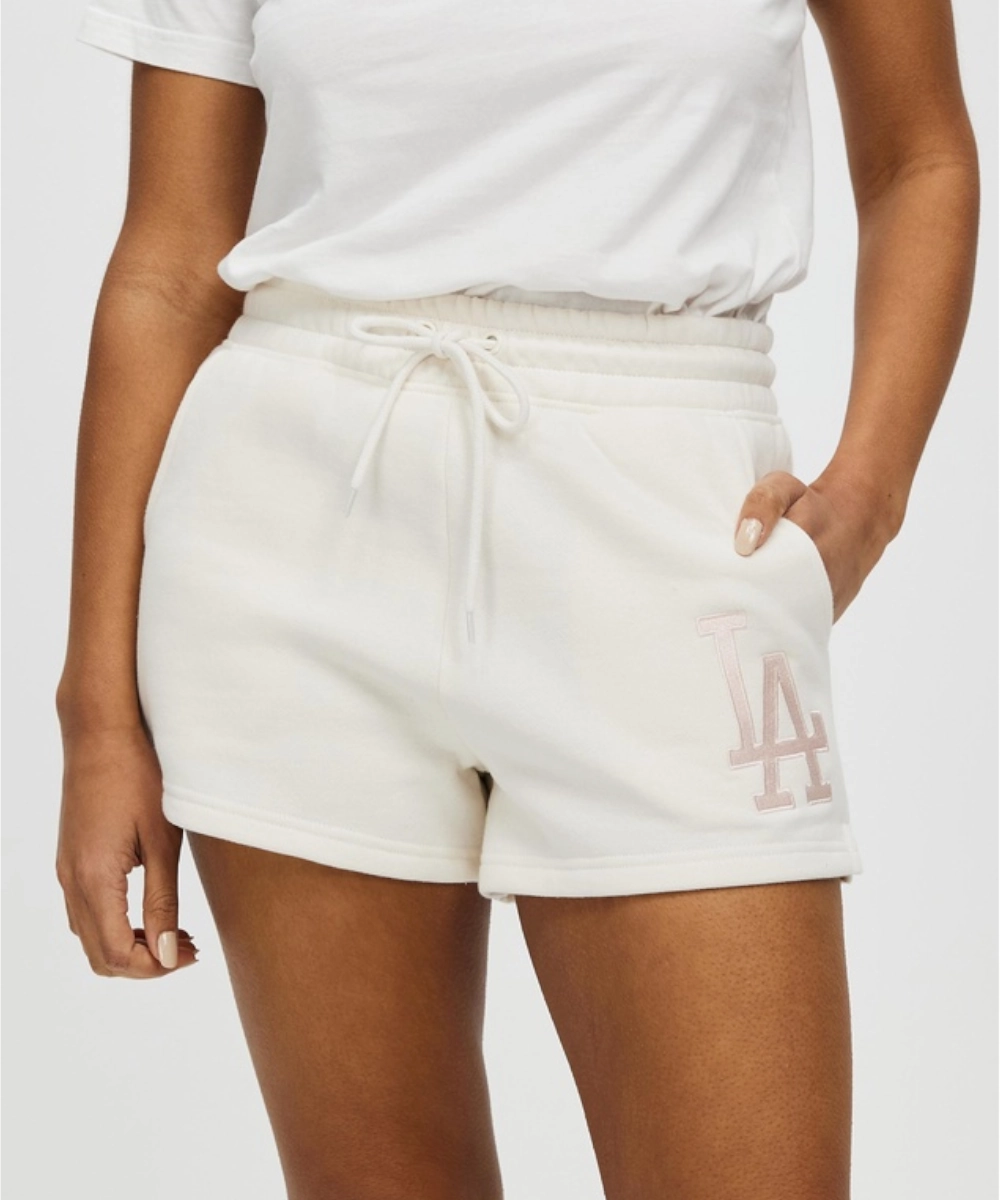 Majestic LA Dodgers Cali Short (White Sand) Ski Core Wrinklefree