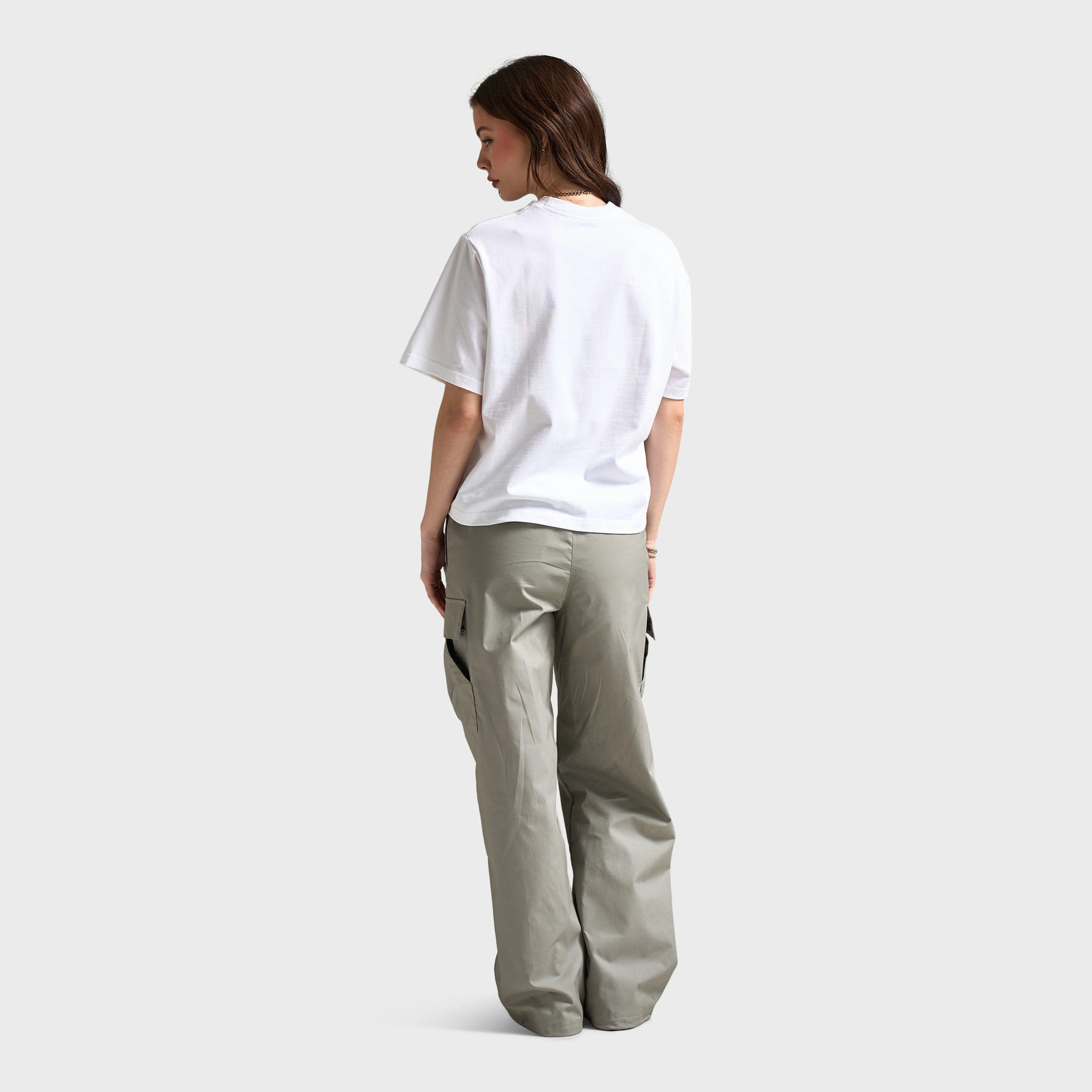 Nike Sportswear Women's Essential Boxy T-Shirt White / Black Functional Wearable Running Speed