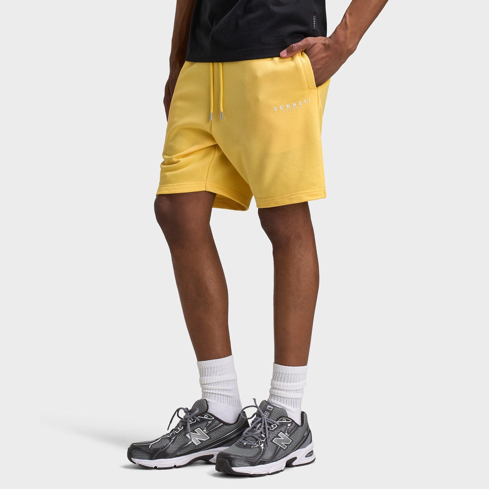 hoodie Sonneti London Shorts / Snapdragon