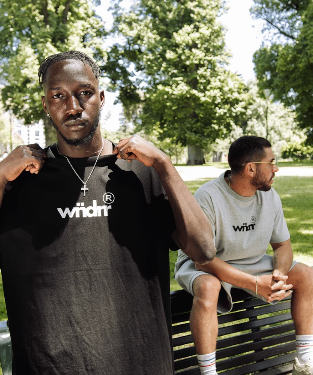 Day Off WNDRR Accent Box Fit Tee (Black)