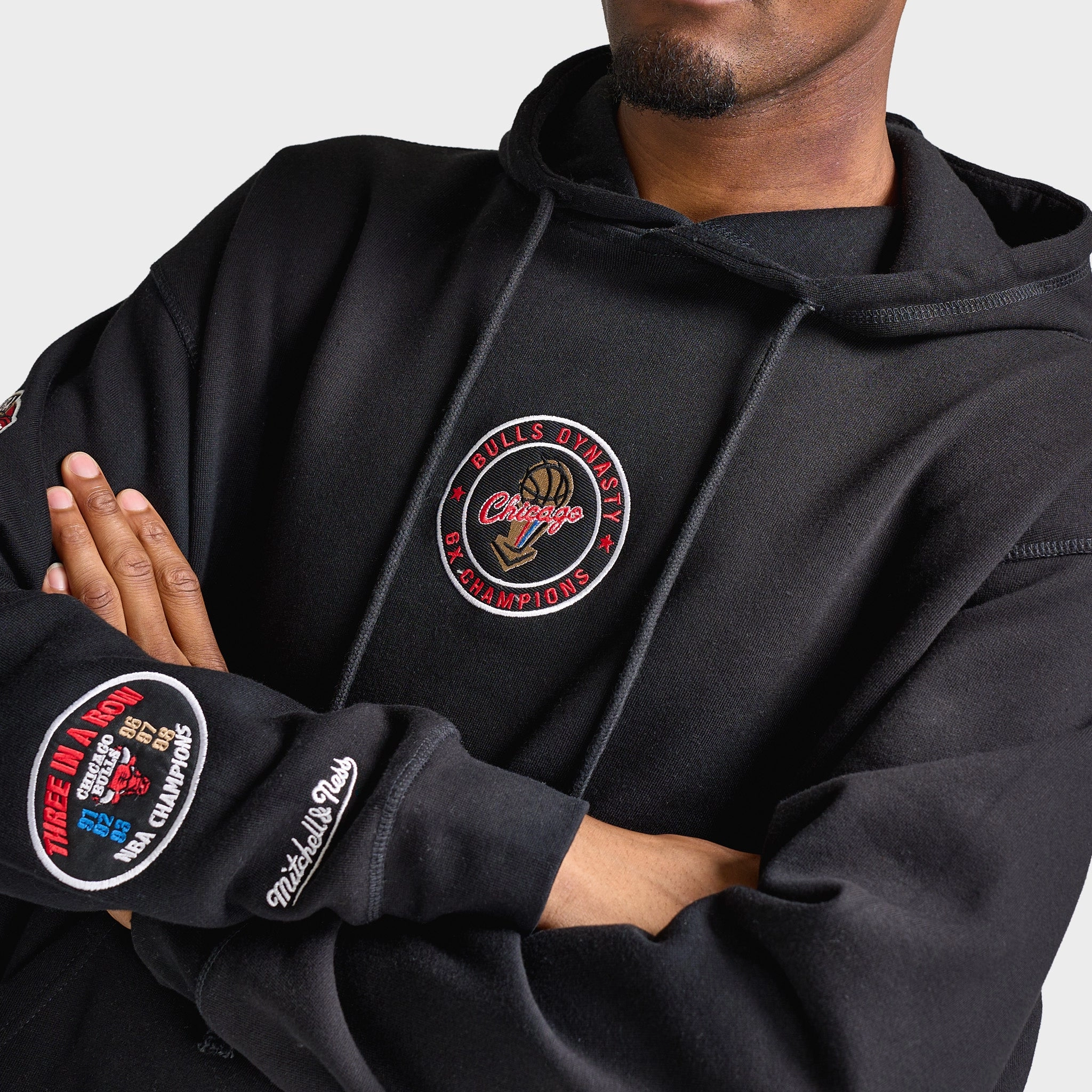 Mitchell & Ness Chicago Bulls Hoodie / Faded Black Clean Street Look