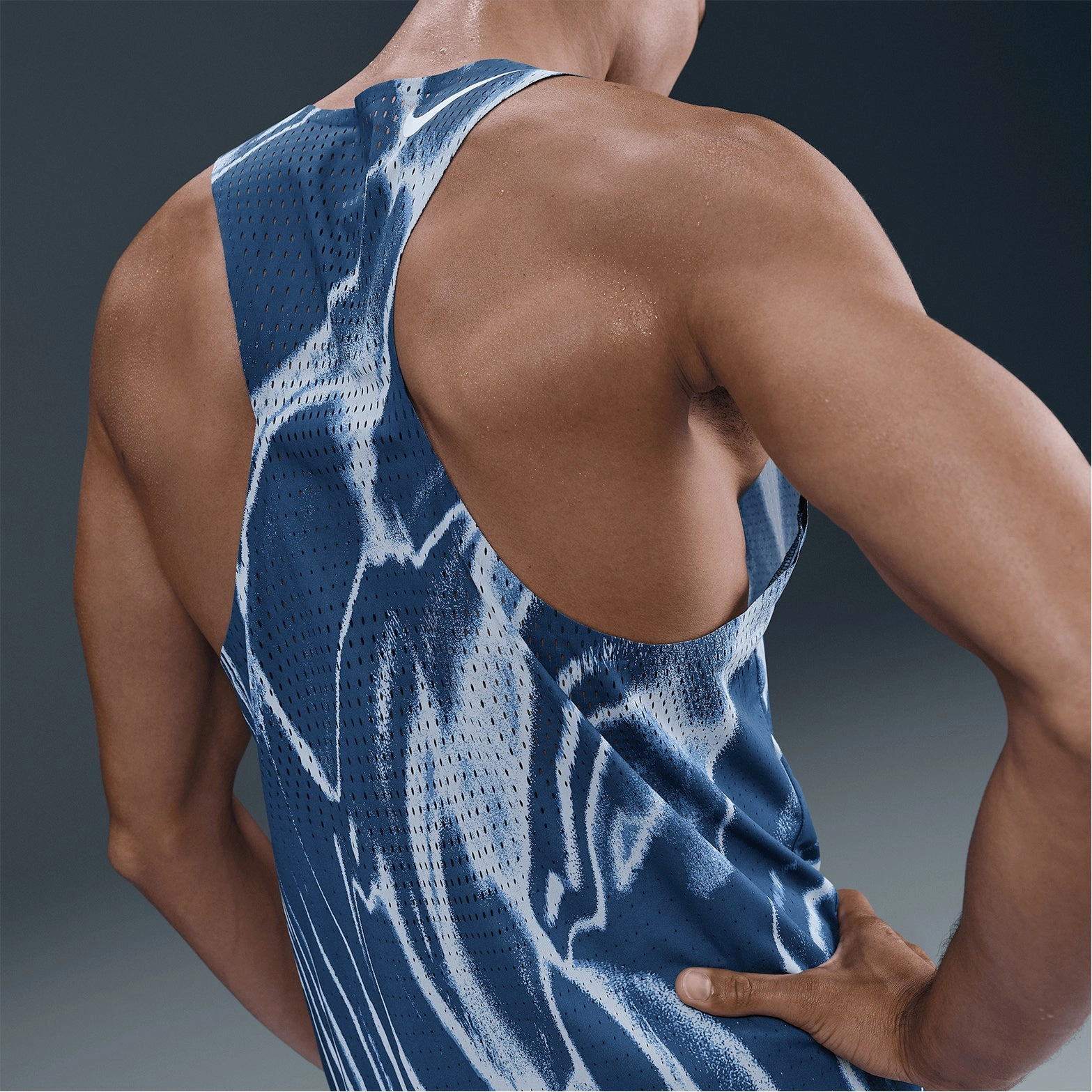 Breathable fabric ThermalInsulated Men's Dri-FIT AeroSwift ADV Running Vest Coastal Blue / White