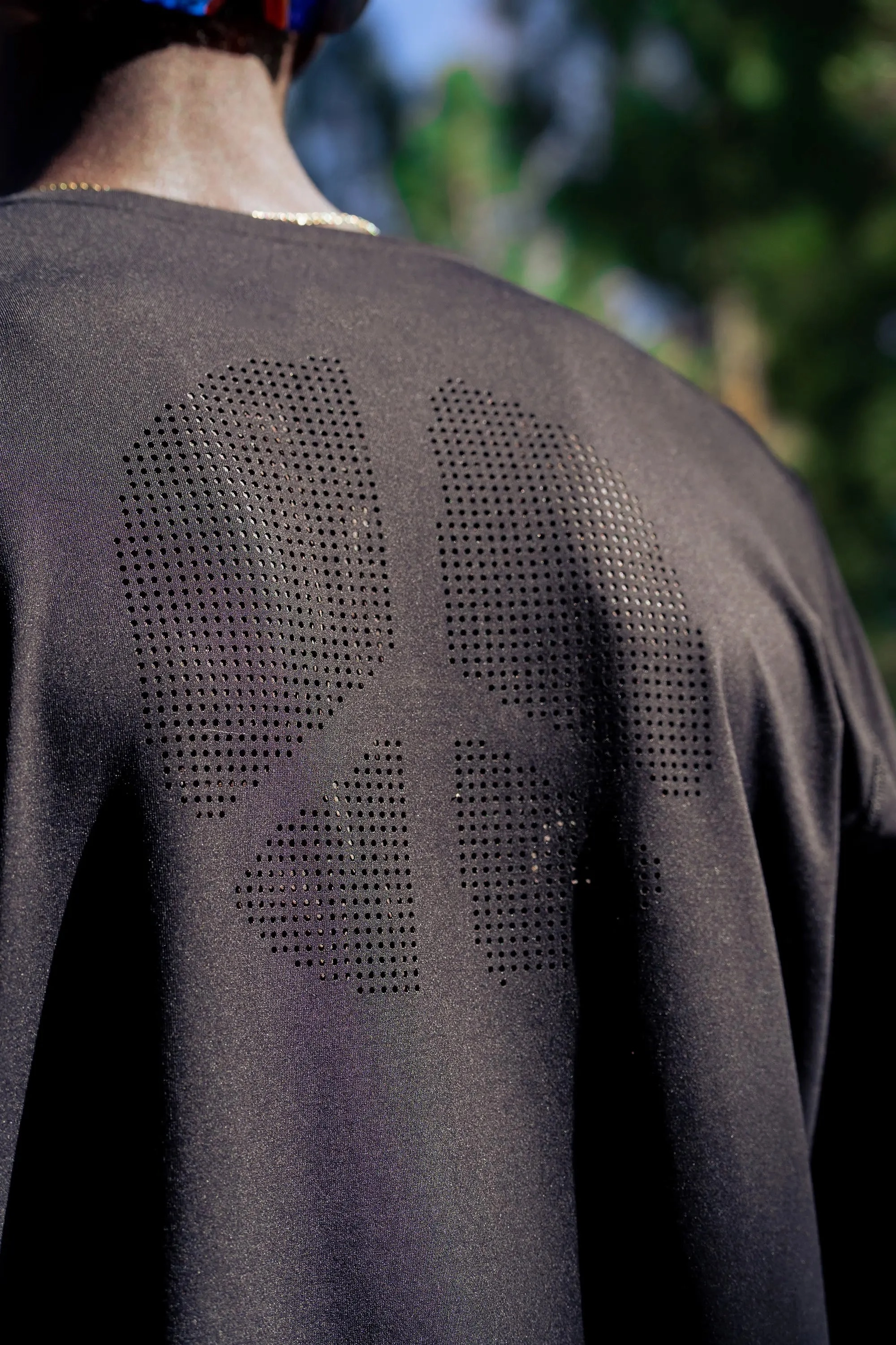 Strong Soul ThermalRegulating Layer Men's Ultralight Aloe Top Black Wordmark