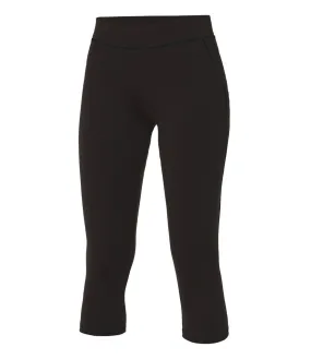 Girlie Cool Capri | JET BLACK Cyber Glow