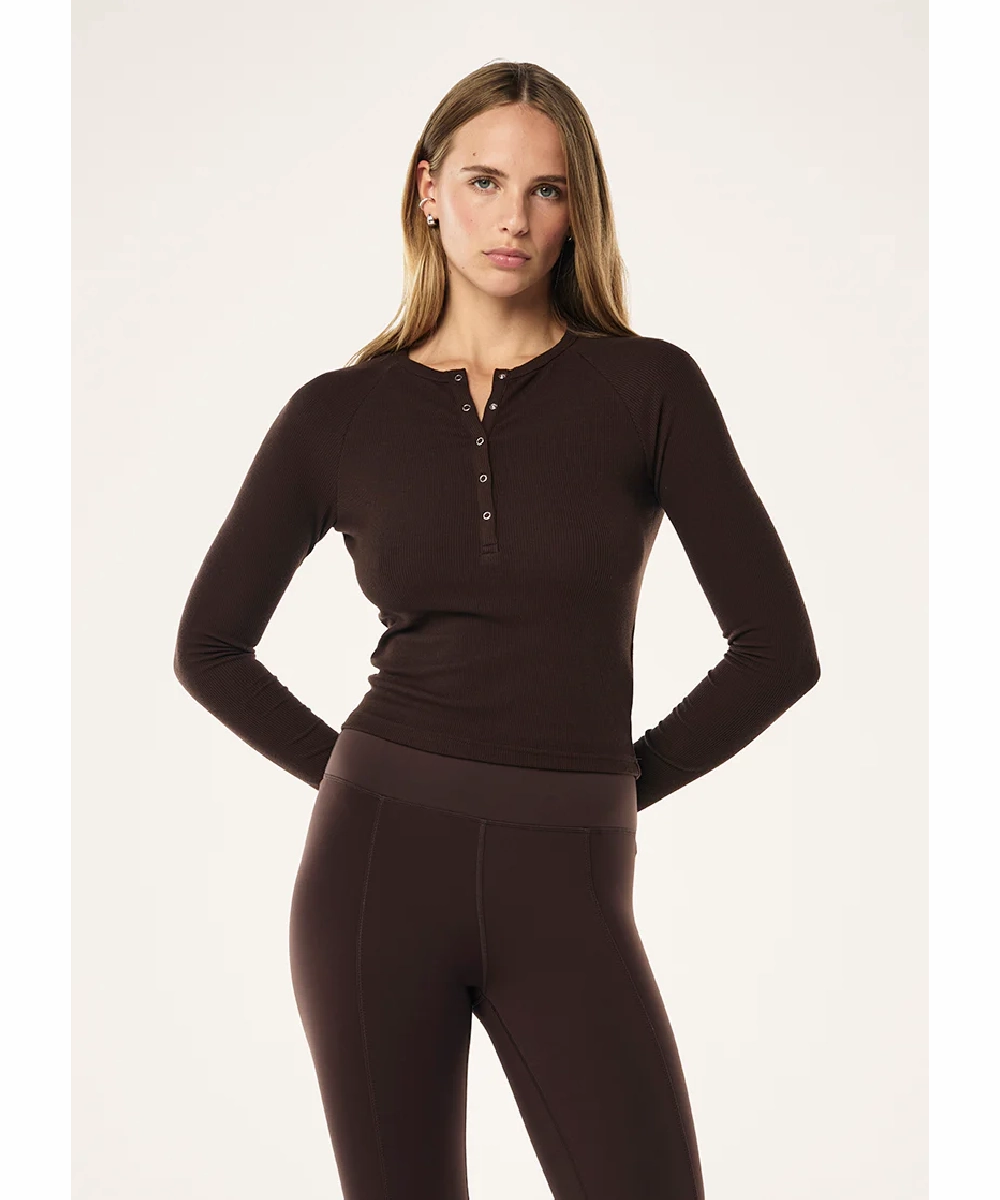 OdorResistant Coating TemperatureControlTechnology P.E Nation Prive Rib LS Tee (Espresso)