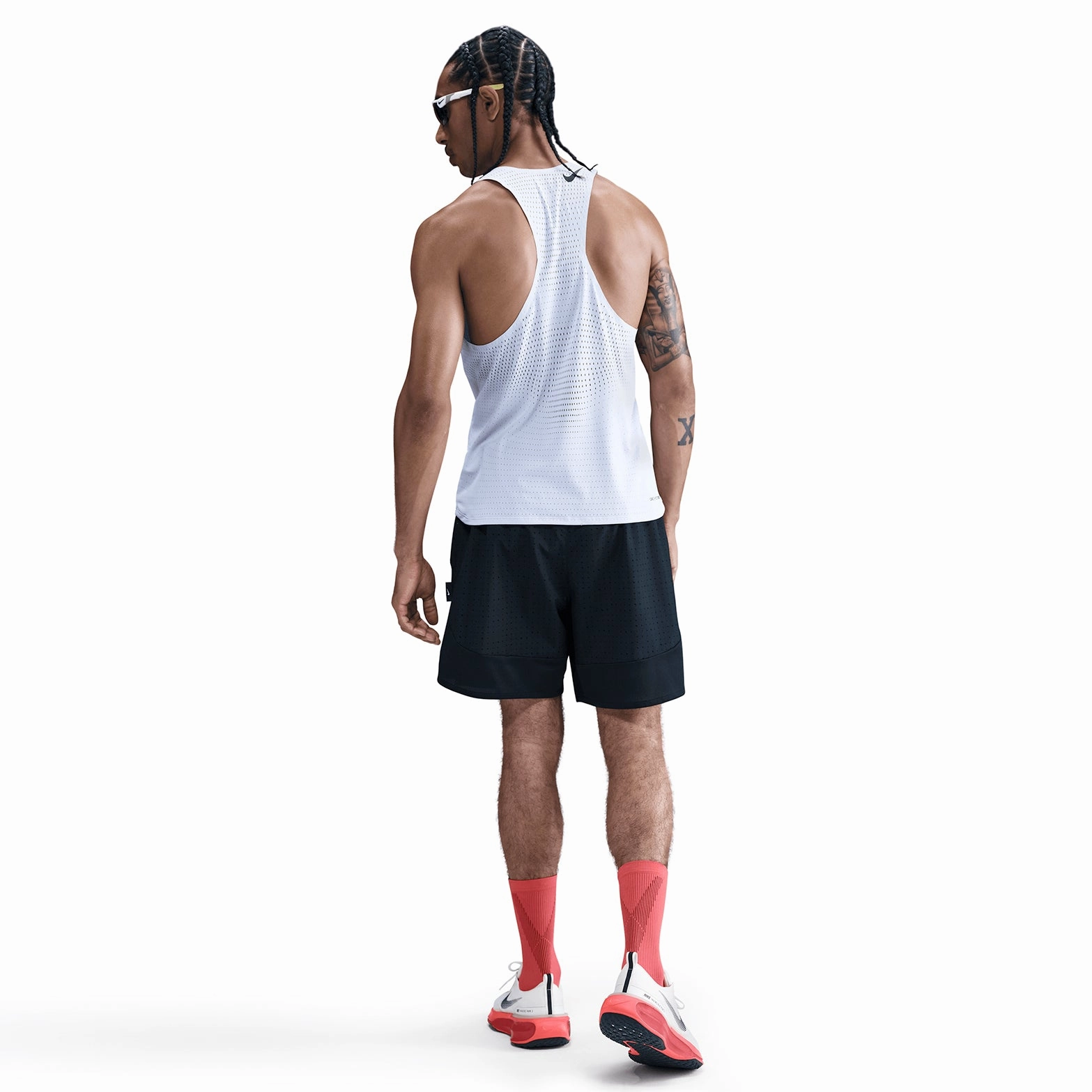 Men's Dri-FIT AeroSwift ADV Running Vest Ghost / Black StretchWaistband