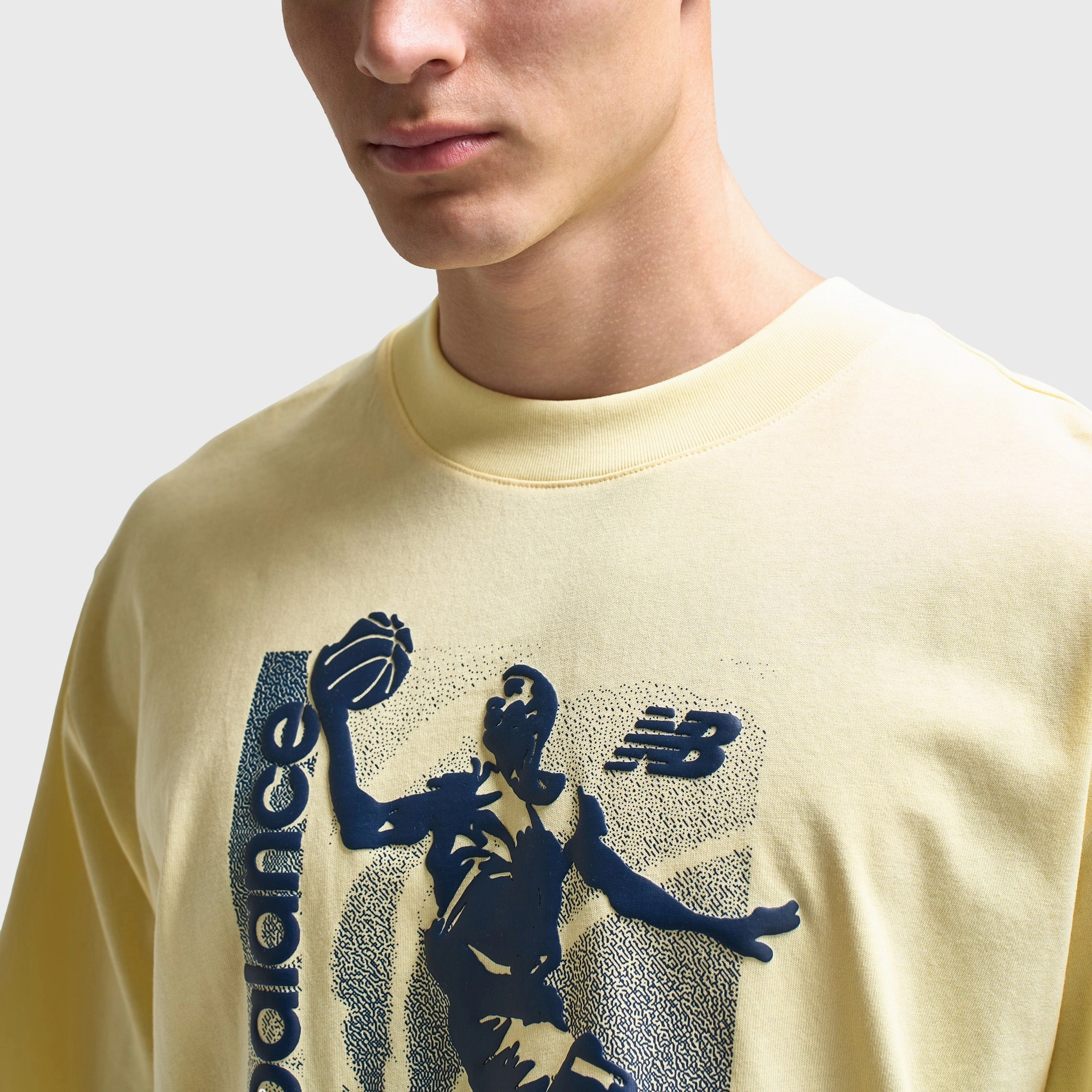 New Balance Hoops Graphic Vintage T-Shirt / Parchment storage purpose Lightweight Design