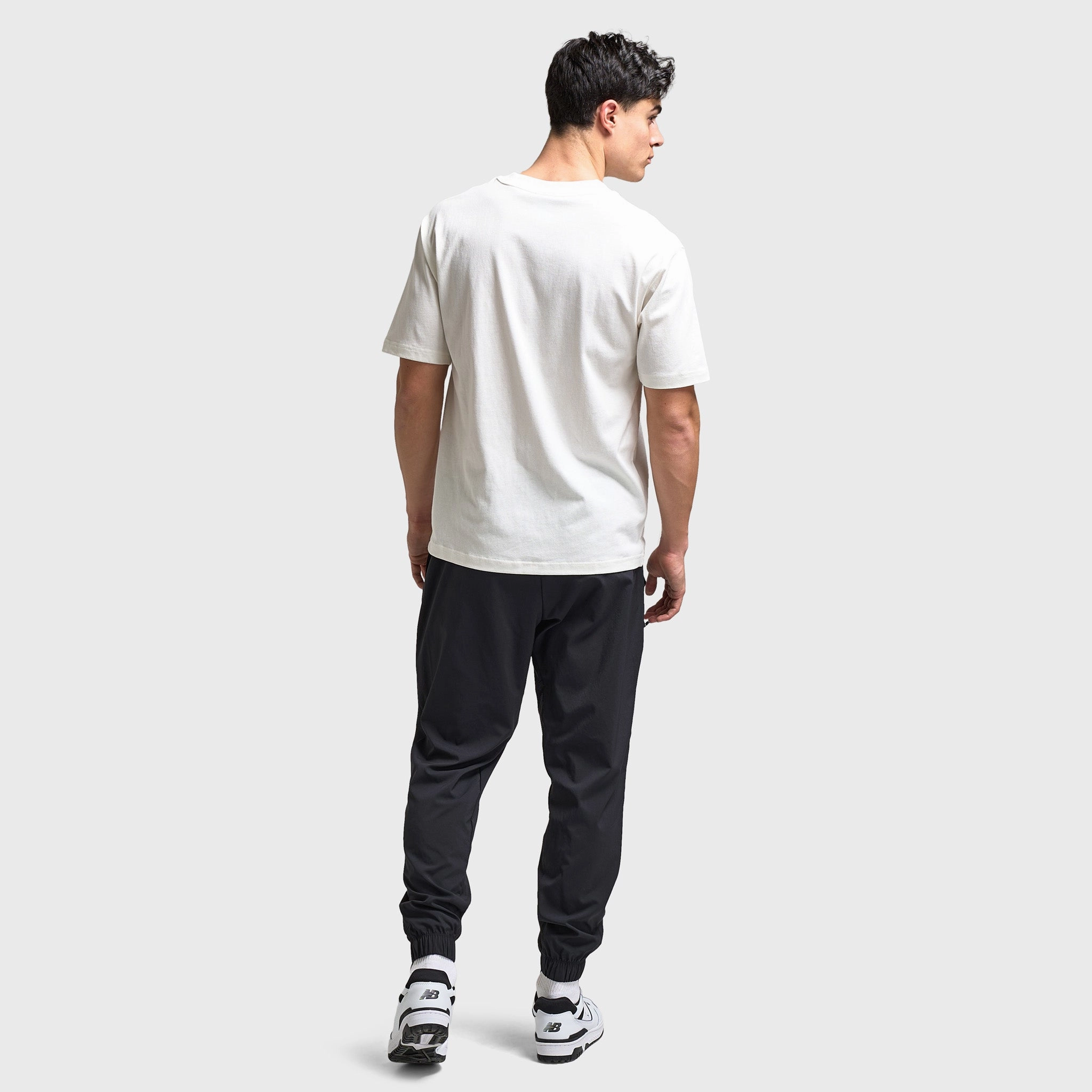 New Balance Athletics Relaxed Premium Logo T-Shirt / White industrial use intermittent use