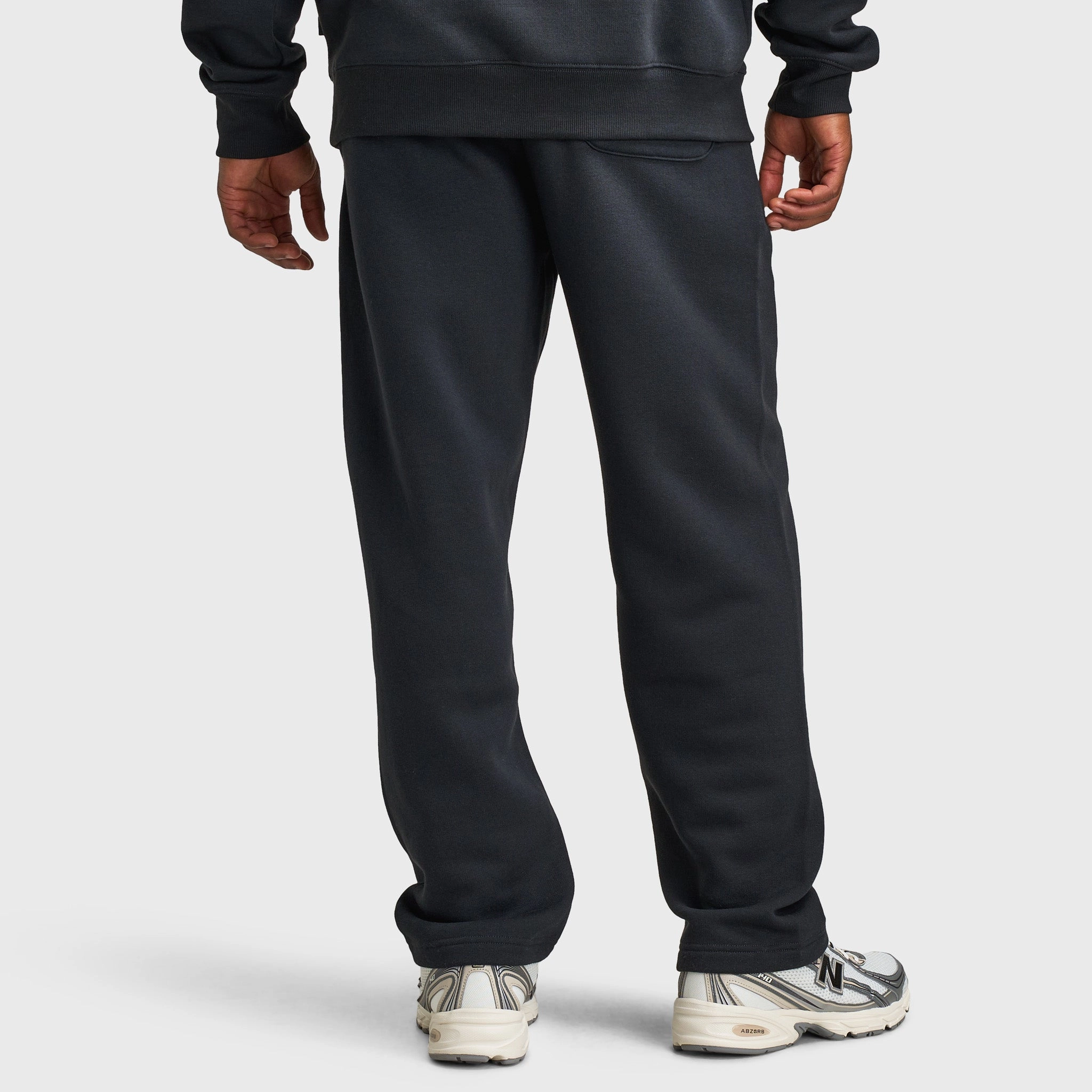 New Balance Tone Logo Open Hem Pants / Black Anti Odor Technology