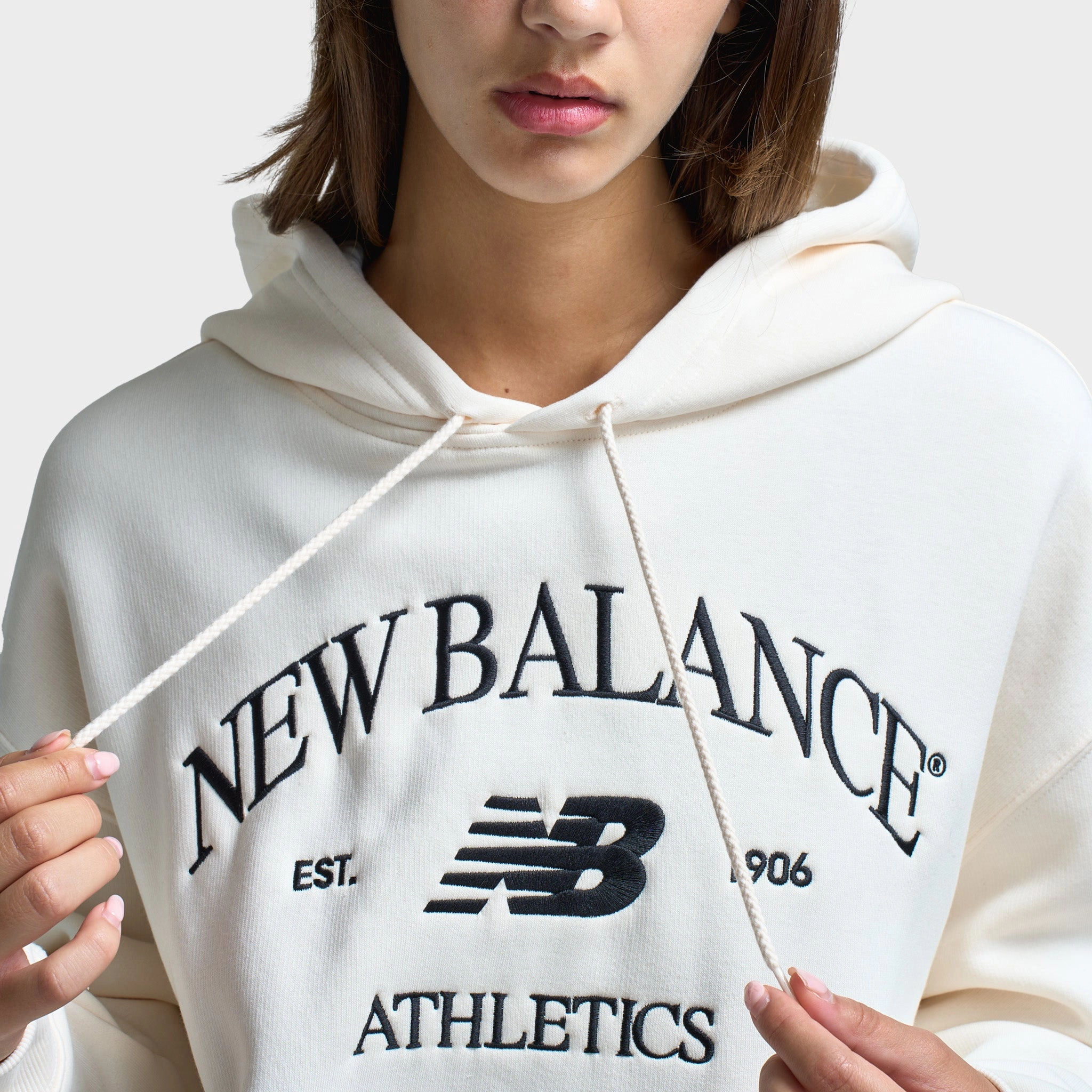 New Balance Women's Athletic Pullover Hoodie / Permafrost Button Fastenings