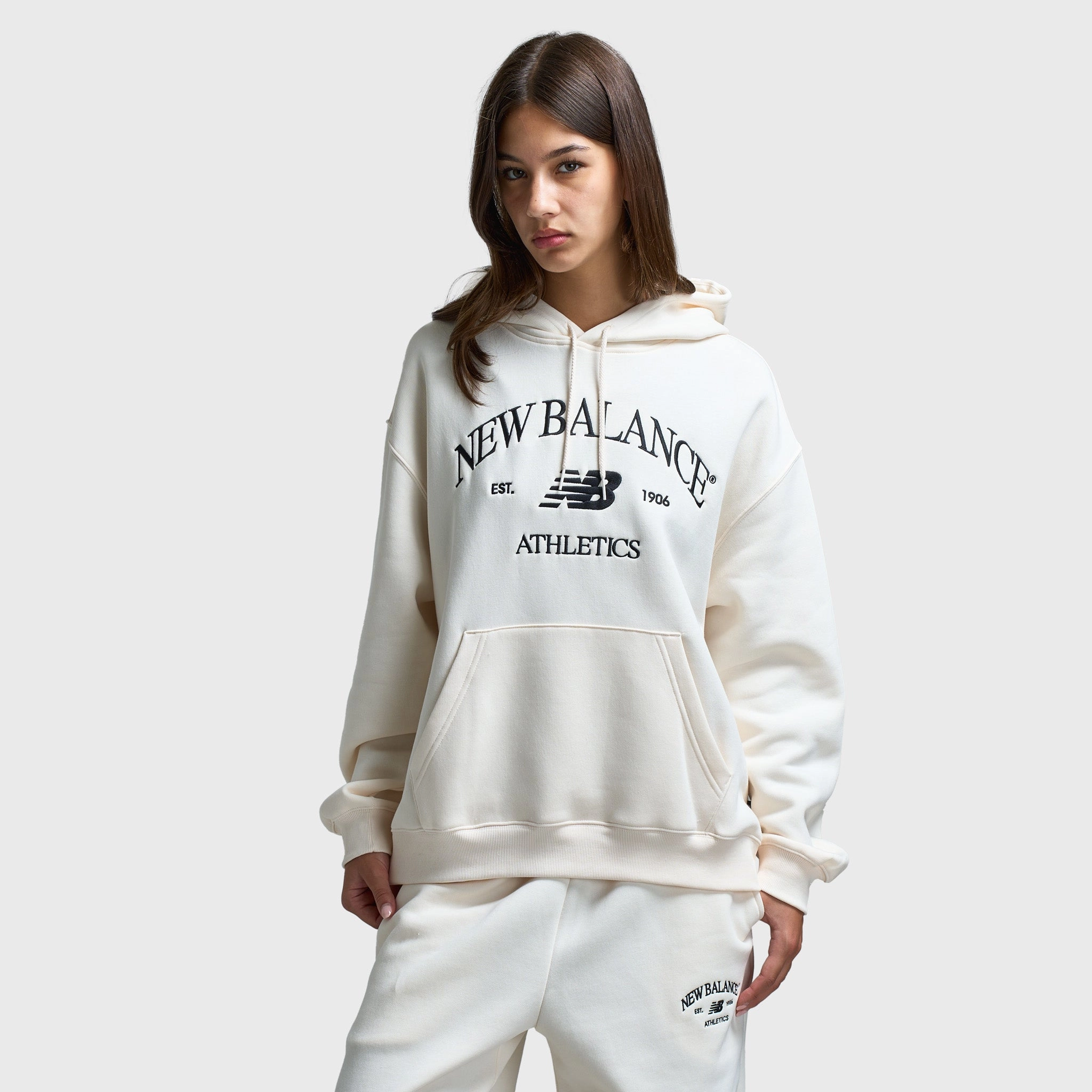 New Balance Women's Athletic Pullover Hoodie / Permafrost Soft Fleece