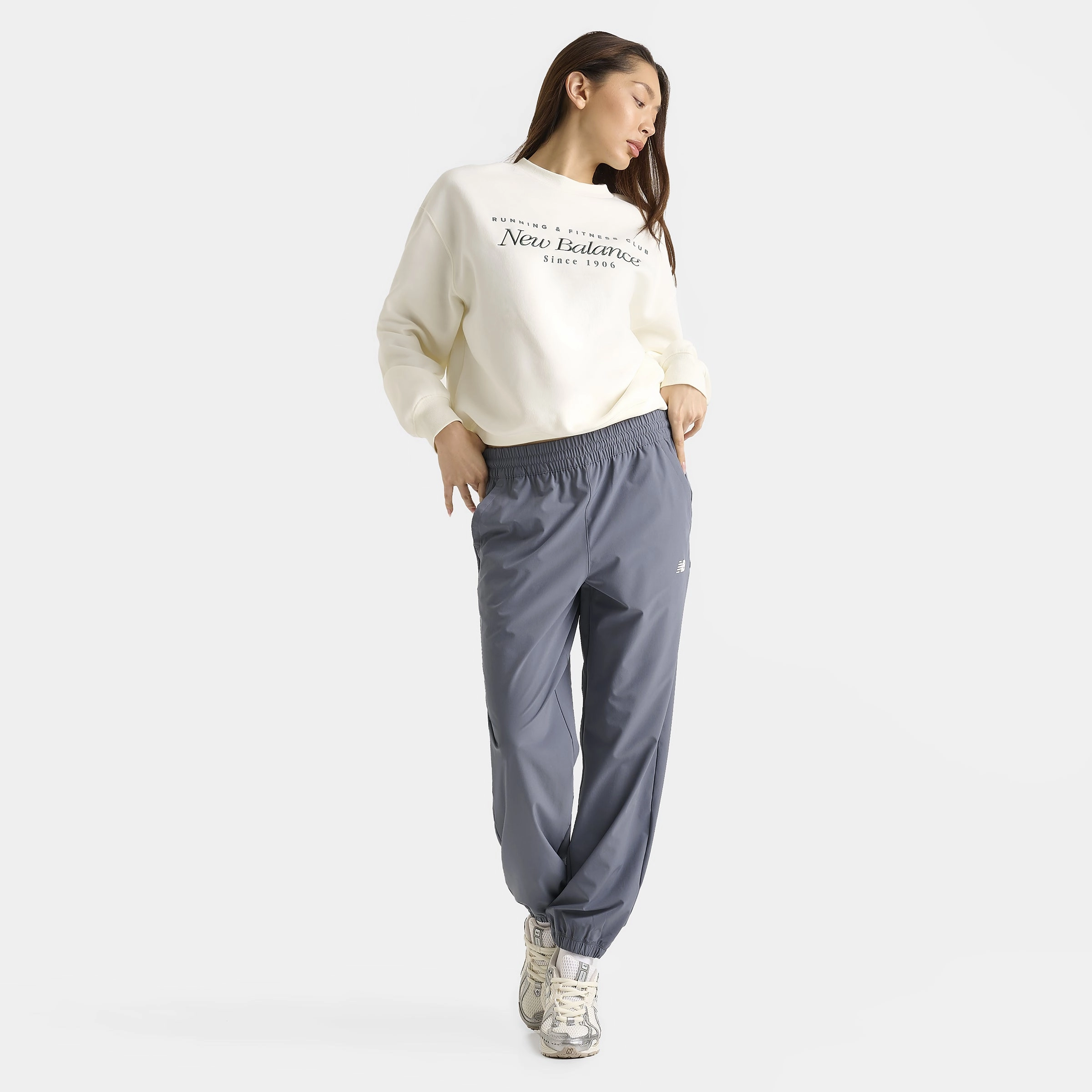 AntiStatic Treatment New Balance Women's Linear Woven Pant / Dark Arctic