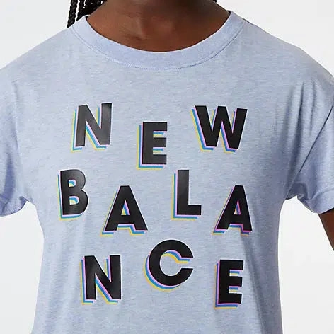 SweatAbsorbent New Balance Women's Relentless Novelty Crew SS - Vibrant Violet Heather