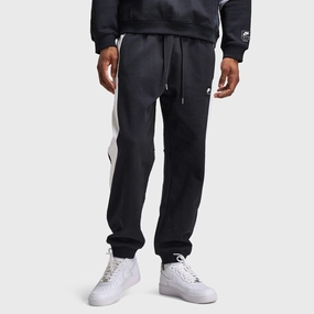 Outdoor Essentials Comfortable Stretch Nike Air Fleece Joggers Black / White - White