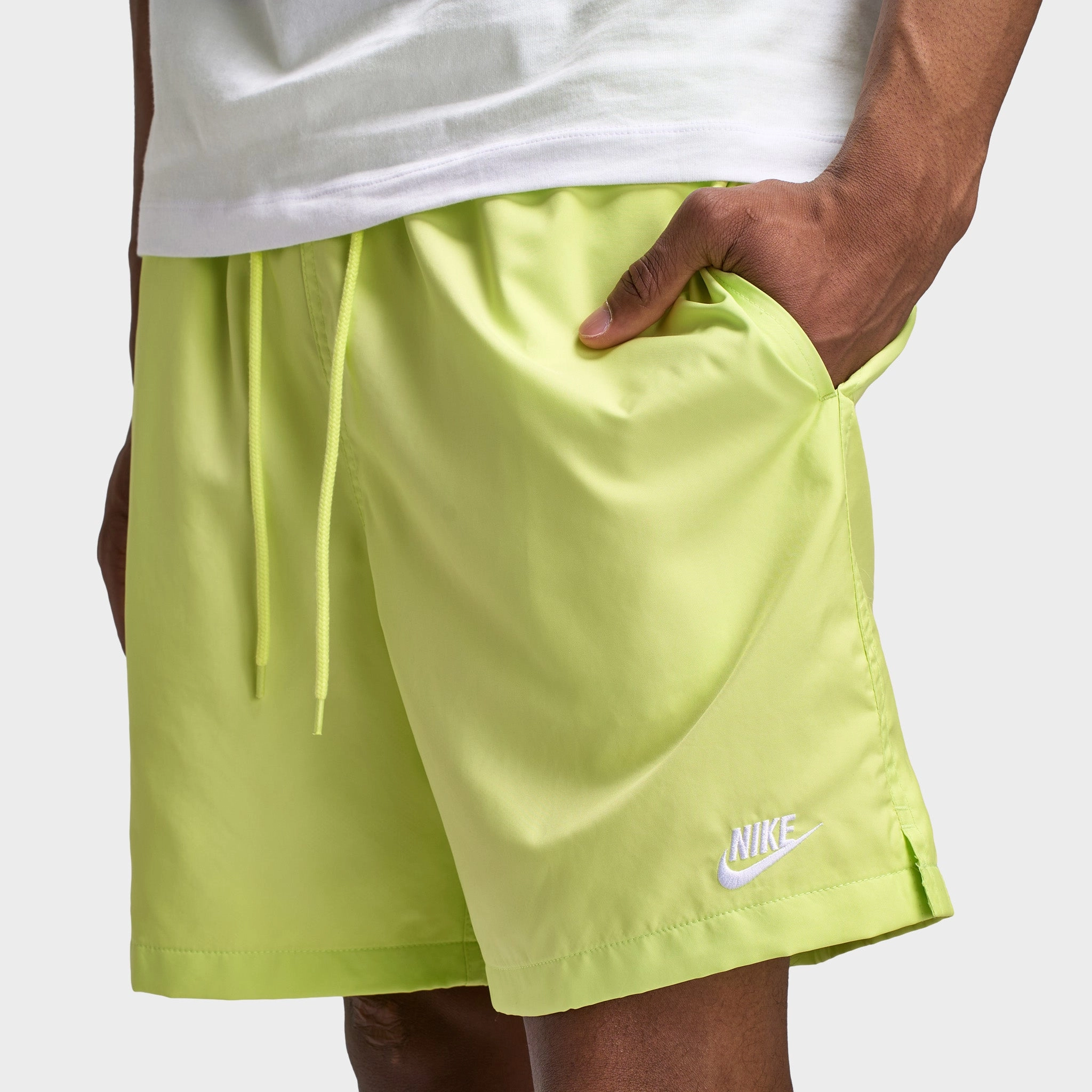 Nike Club Flow Shorts Light Lemon Twist / White Comfortable Design Flexible Side Panels