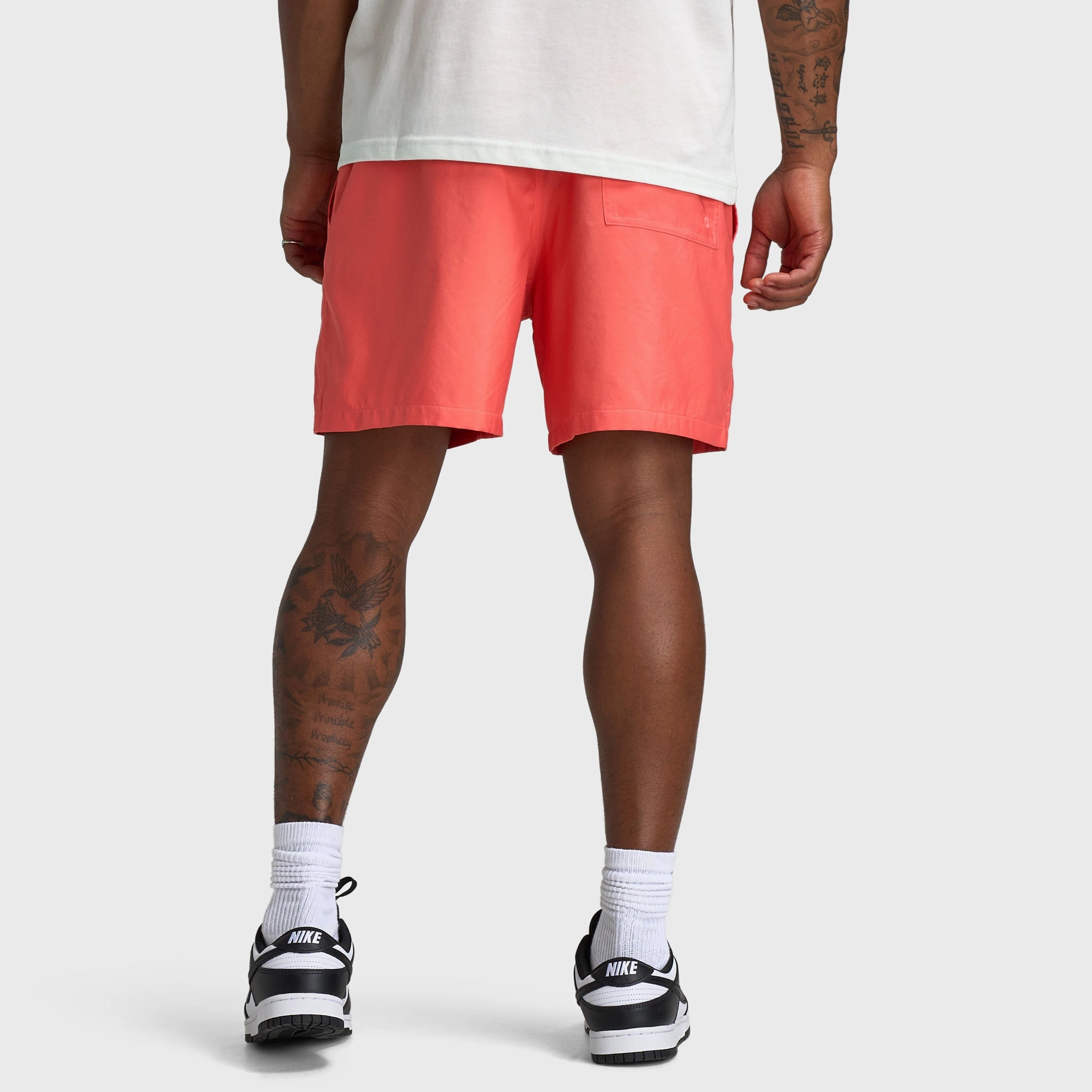 Nike Club Flow Shorts Magic Ember / White TearResistantBuild