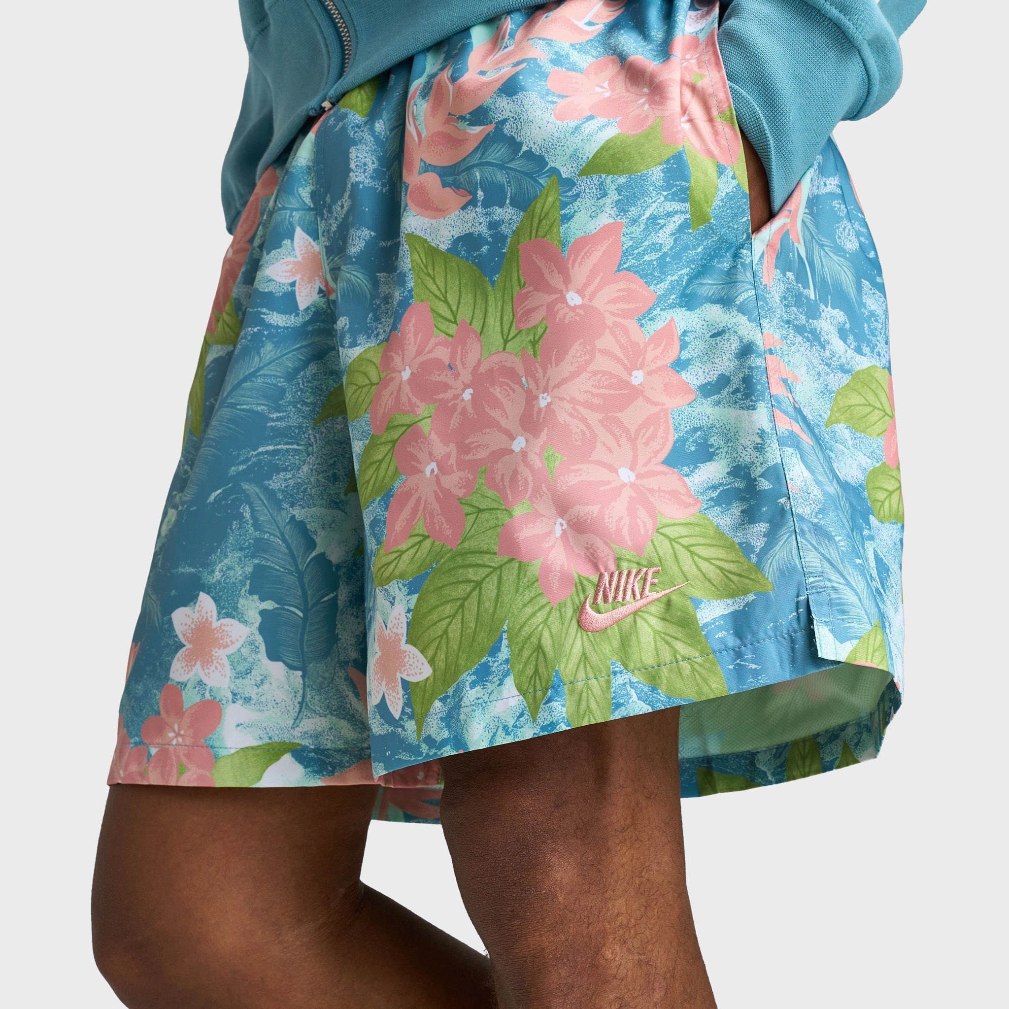 sports accessory entertainment industry Nike Club Flow Shorts Sweet Mint Foam / Denim Turq - Mint Foam