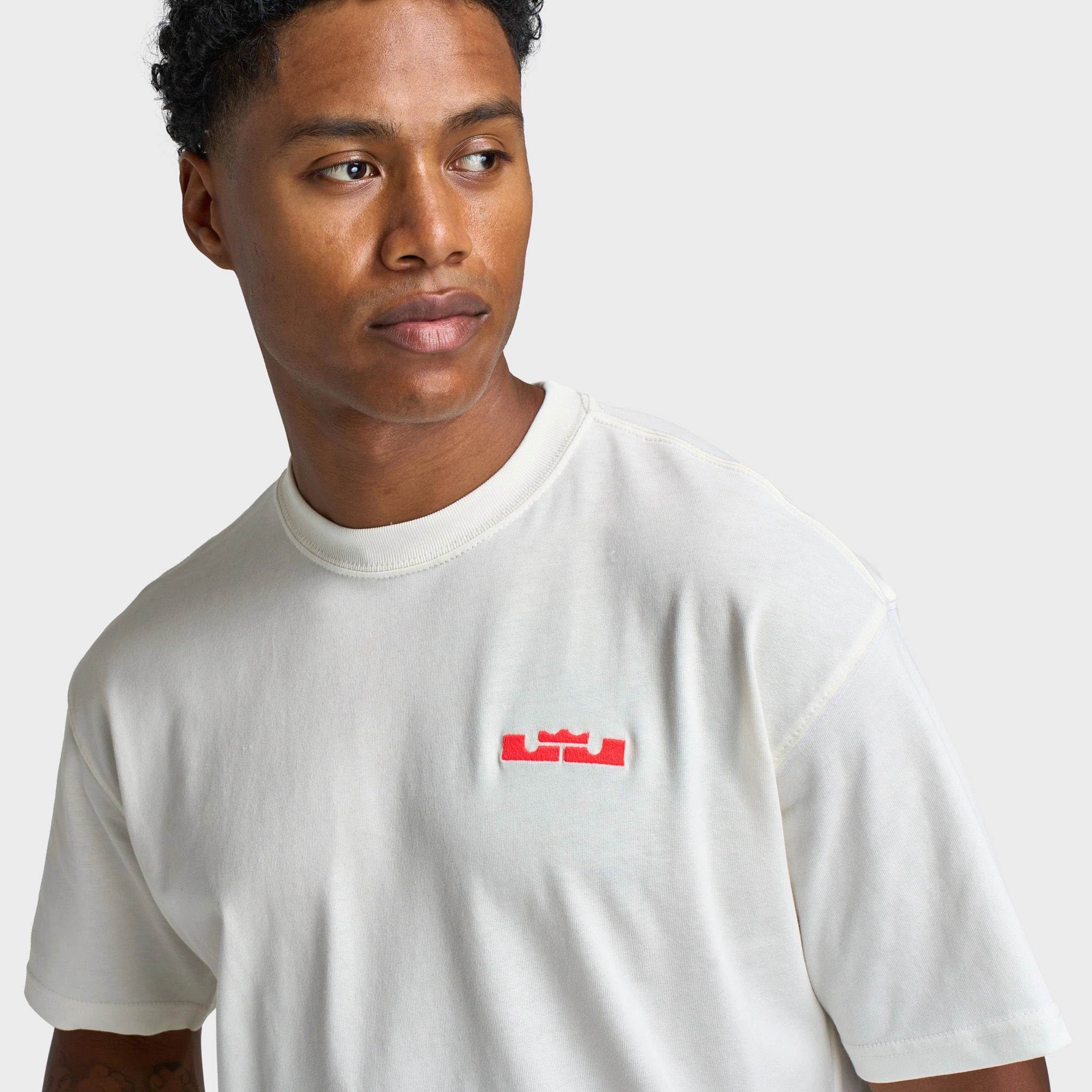 Nike LeBron James Max90 T-Shirt / Sail vibration - resistant Enhanced Ventilation Panels