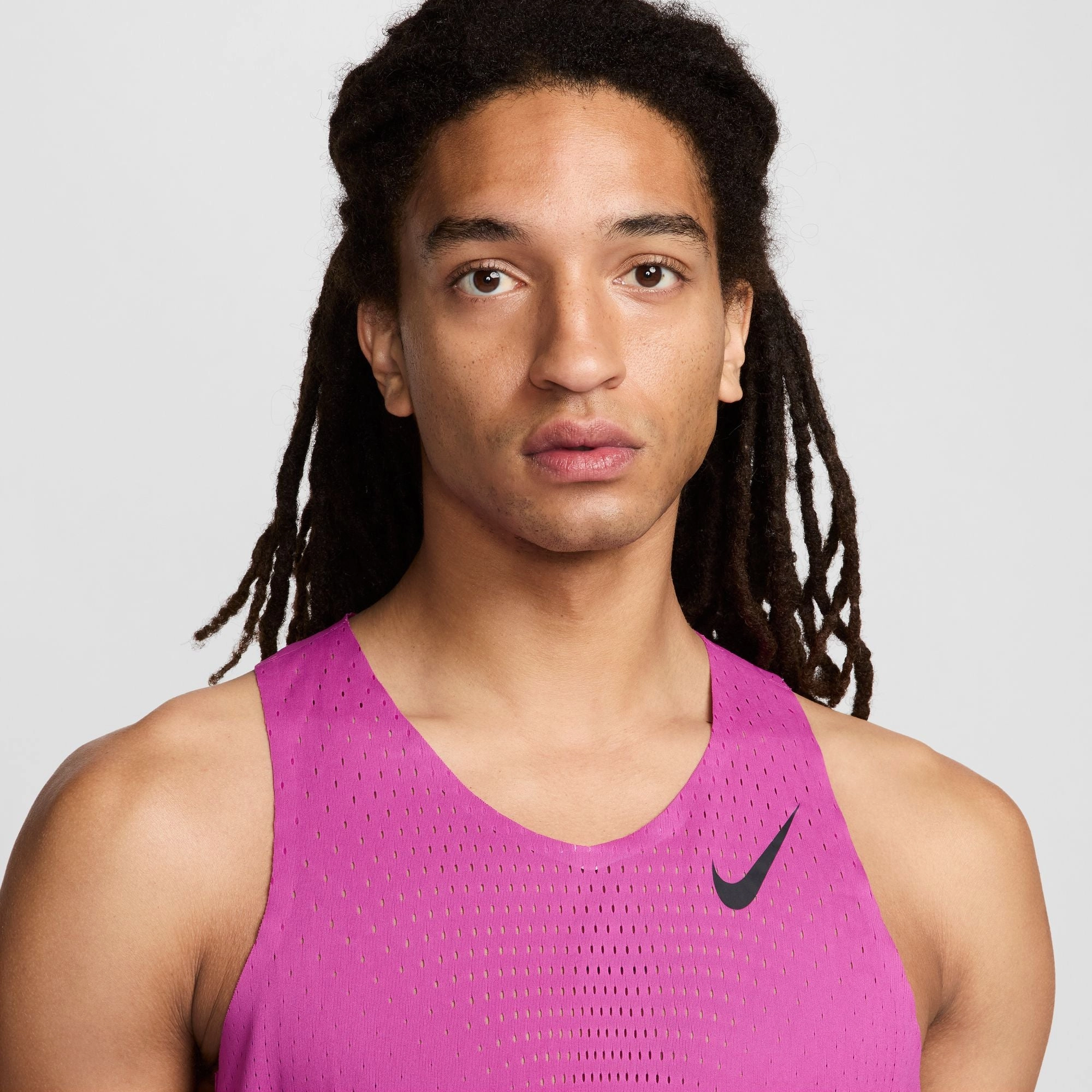 StainResistant Fabric Silent Mood Nike Men's Dri-FIT AeroSwift ADV Running Vest Hot Fuchsia / Black
