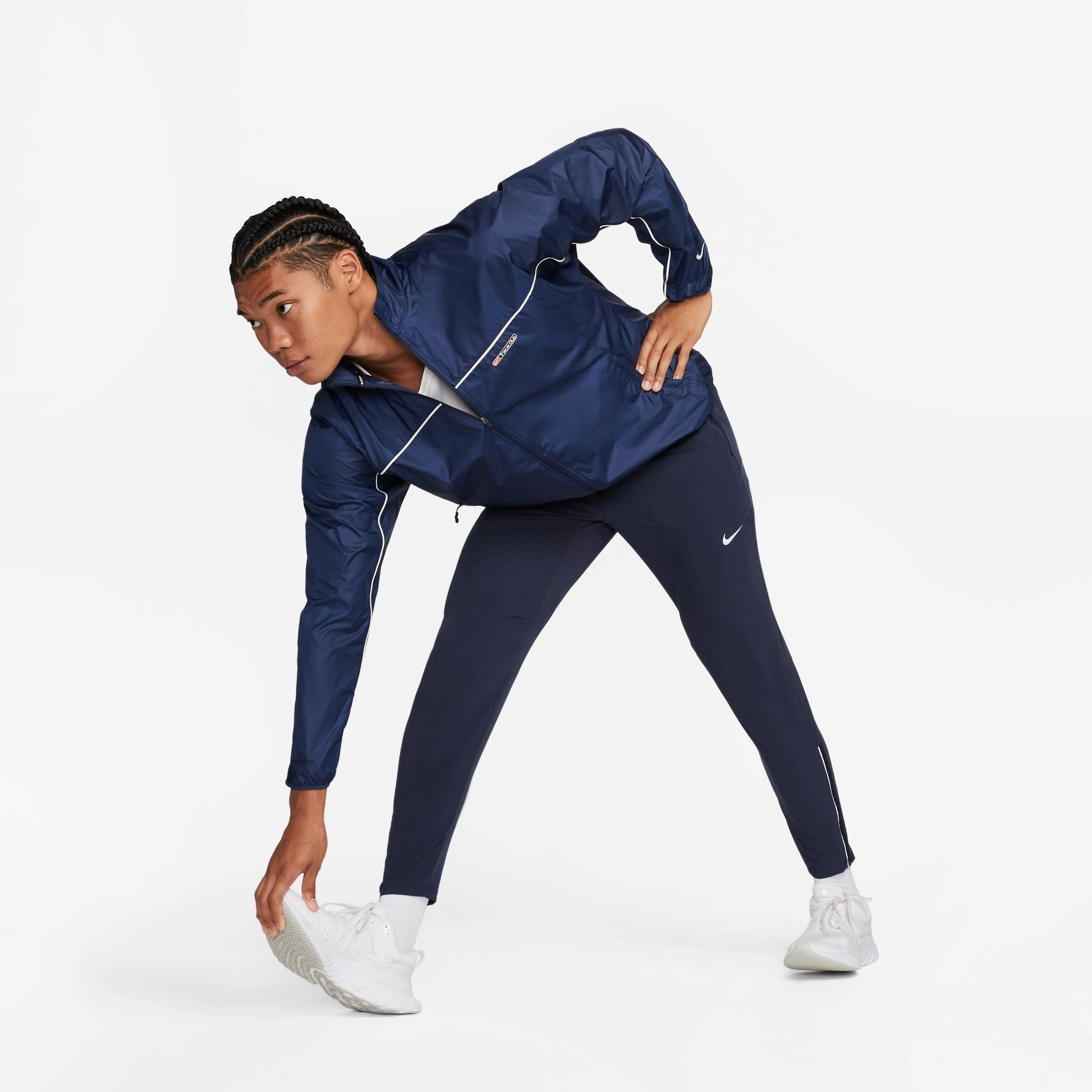 Gloss Glow Nike Men's Storm-FIT Track Club Jacket Midnight Navy / Summit White