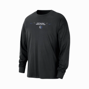 Casual Everyday Nike NBA Dallas Mavericks Courtside Men's Max90 Long-Sleeve T-Shirt
