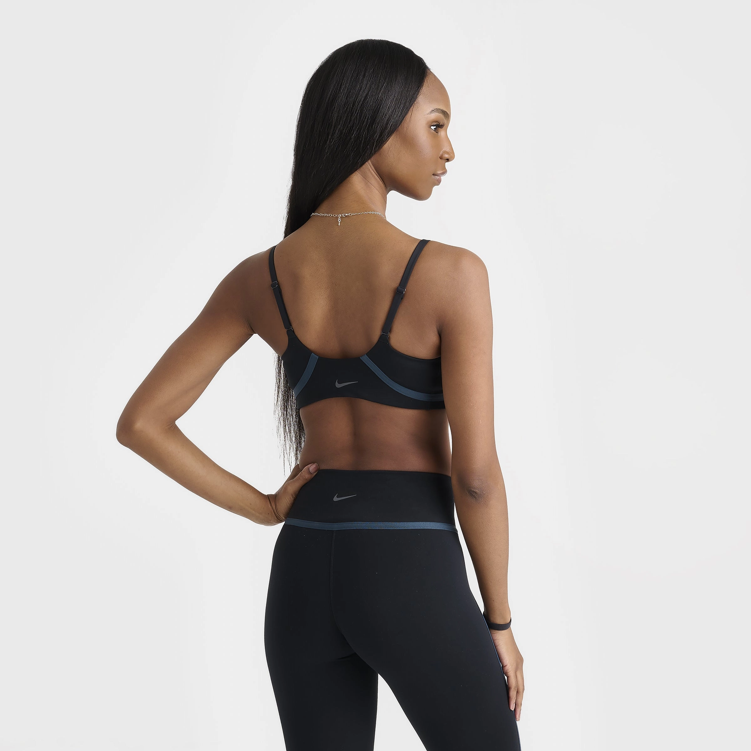 QuickAccess Pockets Semi Formal Nike One Women's Convertible Light-Support Sports Bra Black / Black - Armory Navy