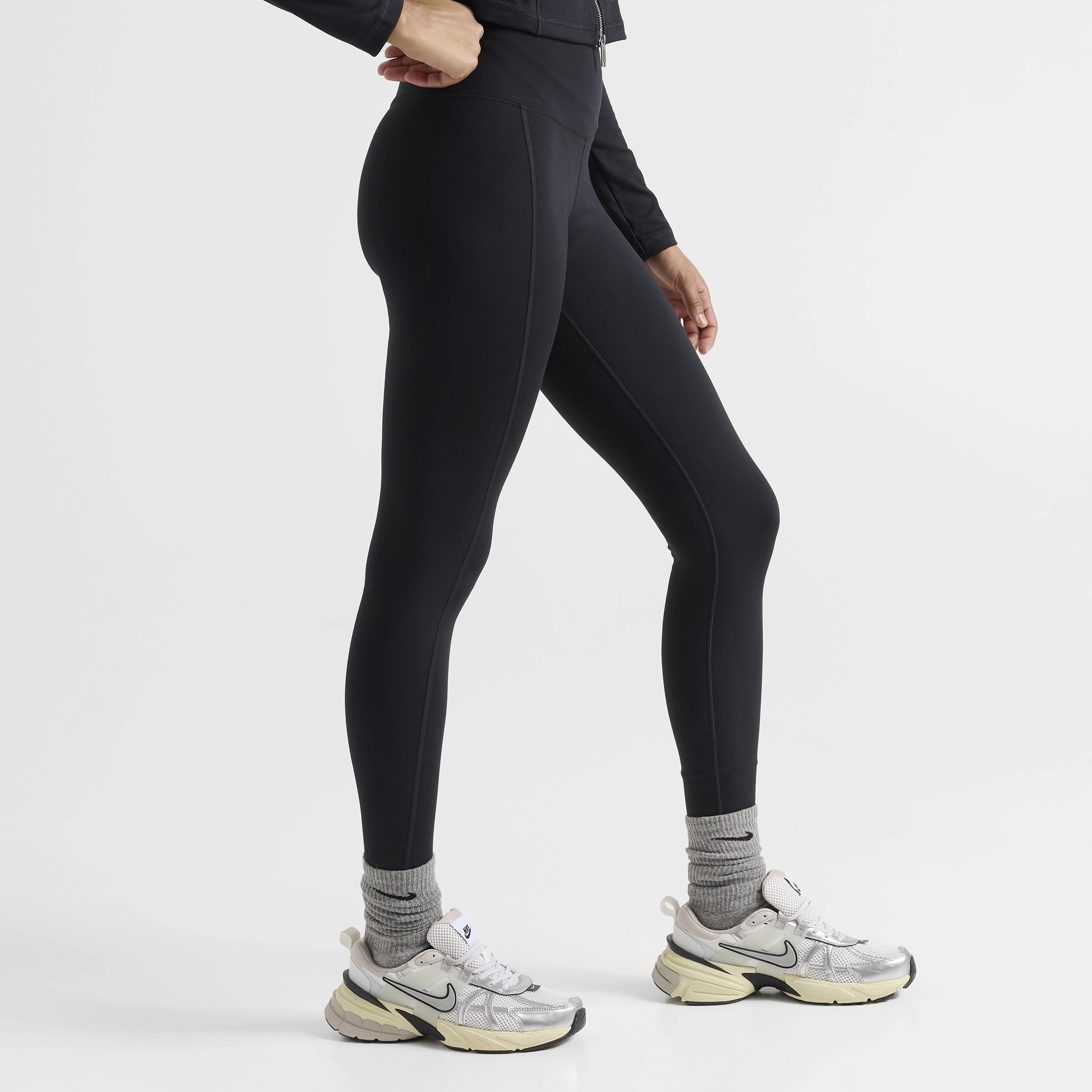 Faith Core Nike One Women's Dri-FIT High Rise Crop Leggings / Black