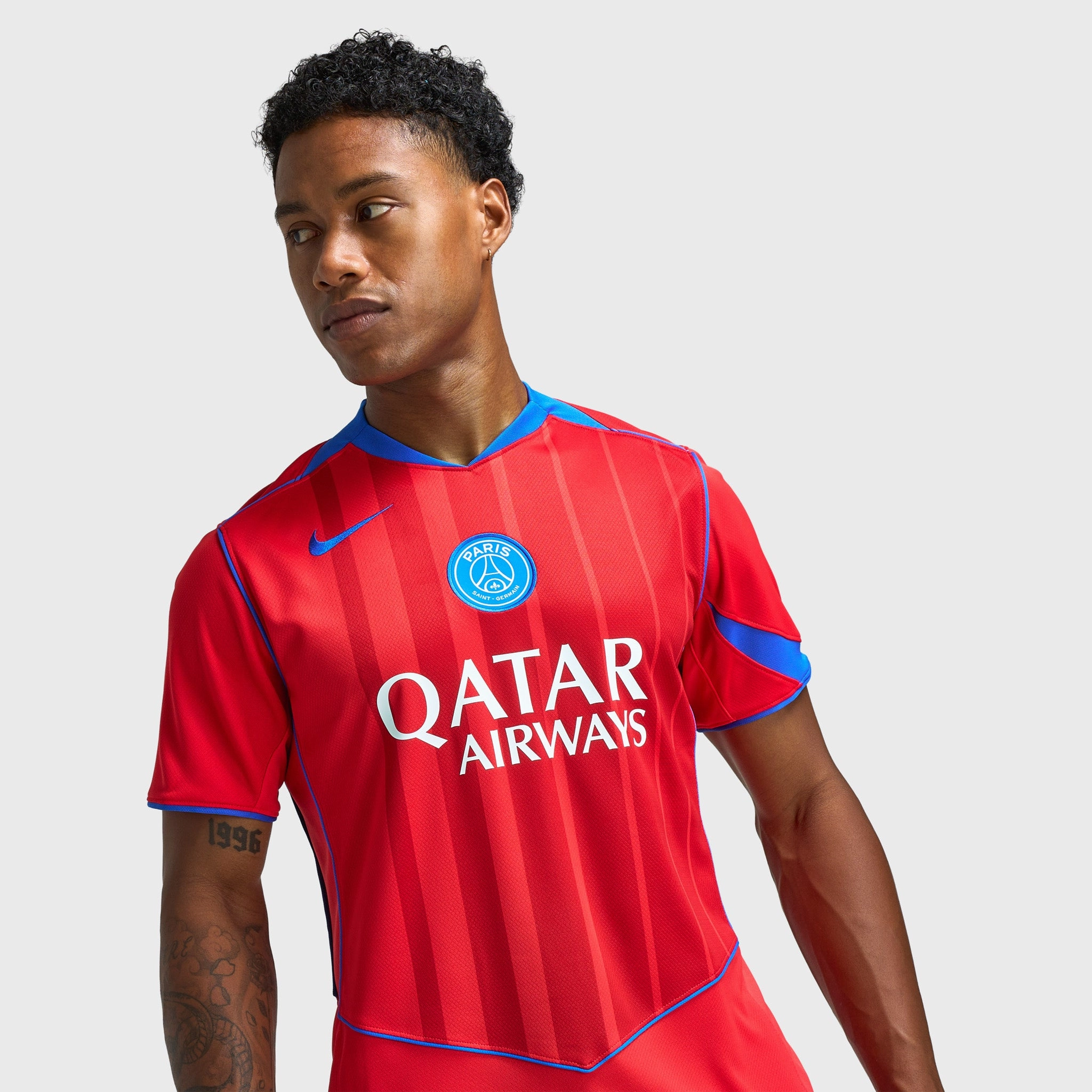 Nike PSG Stad 3R Dri-FIT Jersey Global Red / Sport Red - Hyper Royal shock - resistance test passed Sweat Proof Barrier