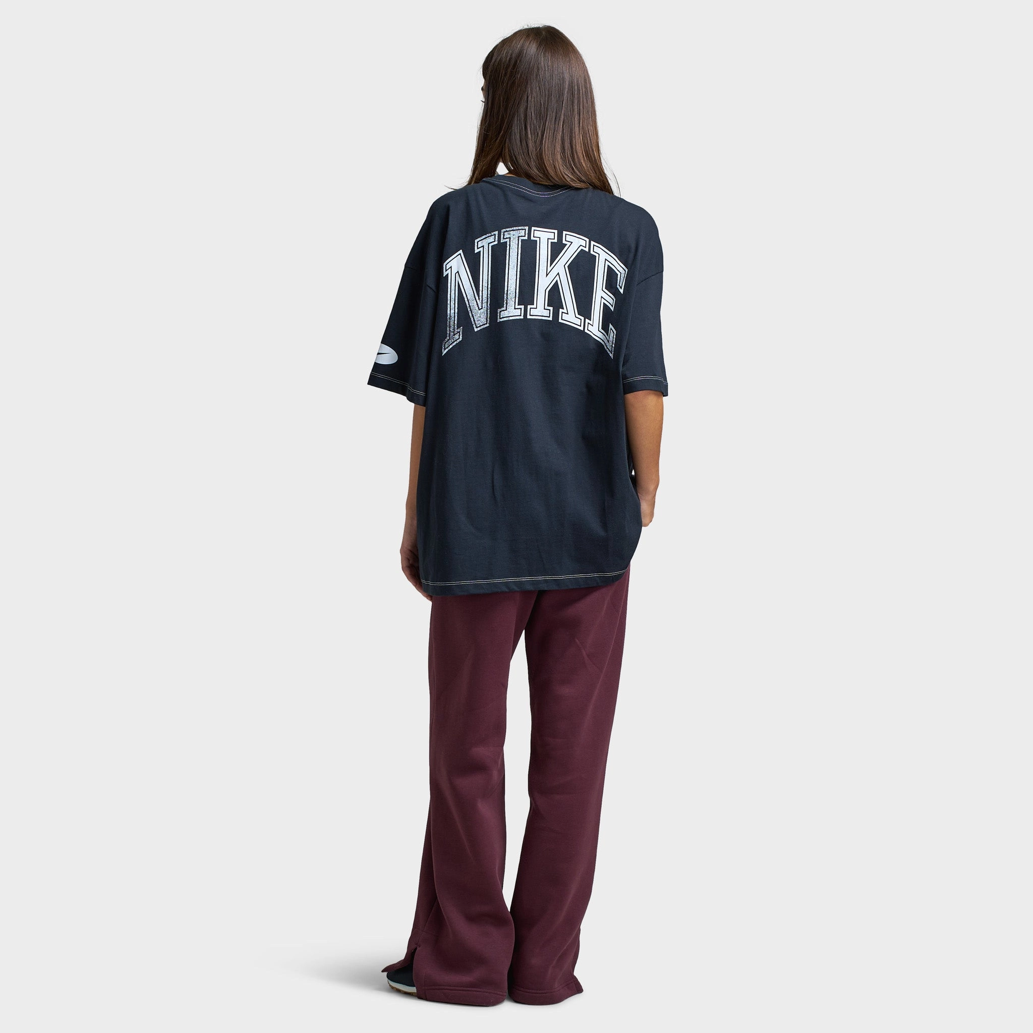 Summer Wardrobe funky Nike Sporstwear Women's Street Tee / Black