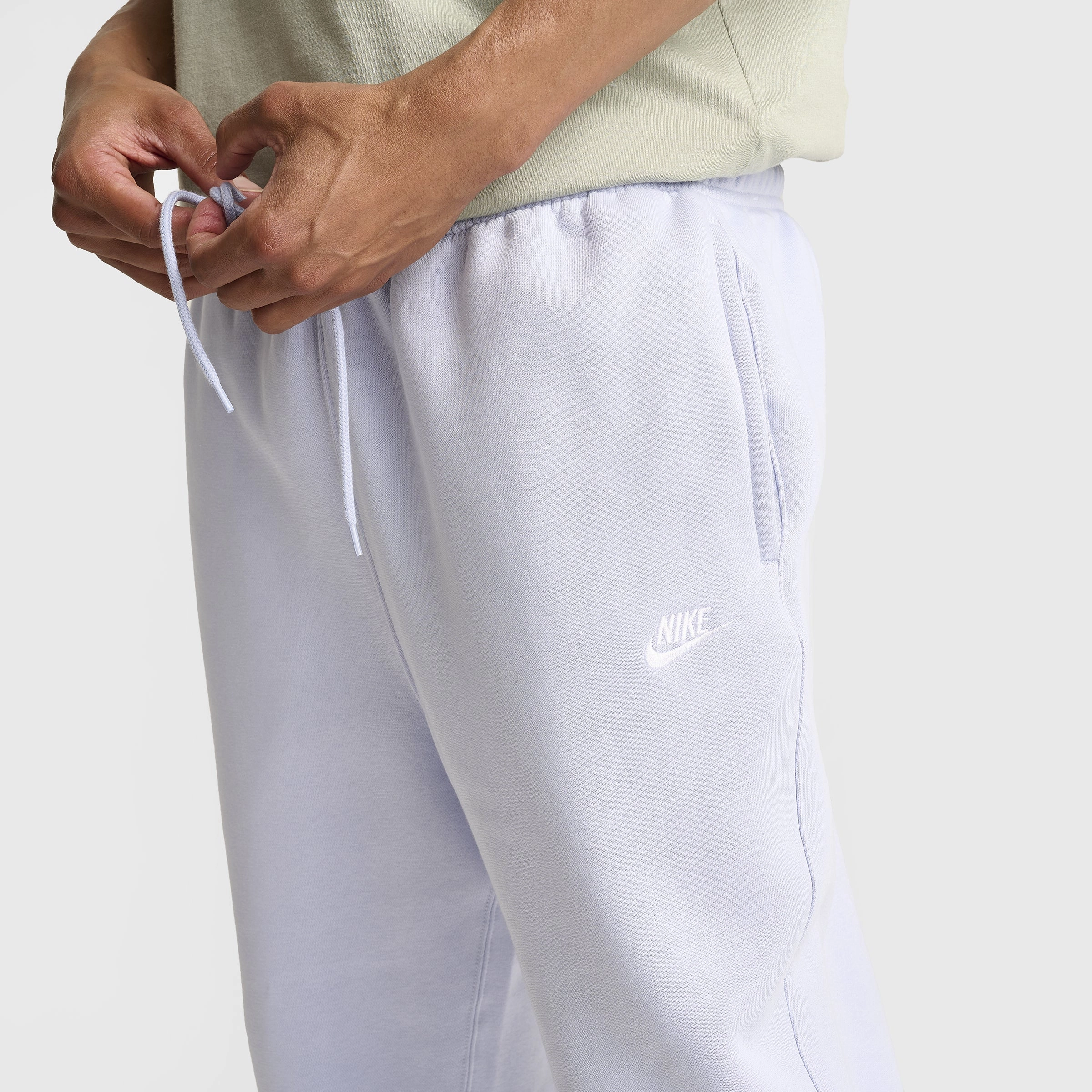 Nike Sportswear Club Fleece Joggers Ghost / White organic materials AbrasionResistant Design