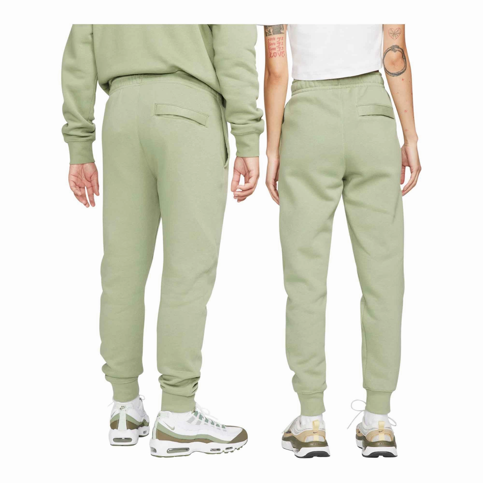 DoubleLayered Collar Nike Sportswear Club Fleece Joggers