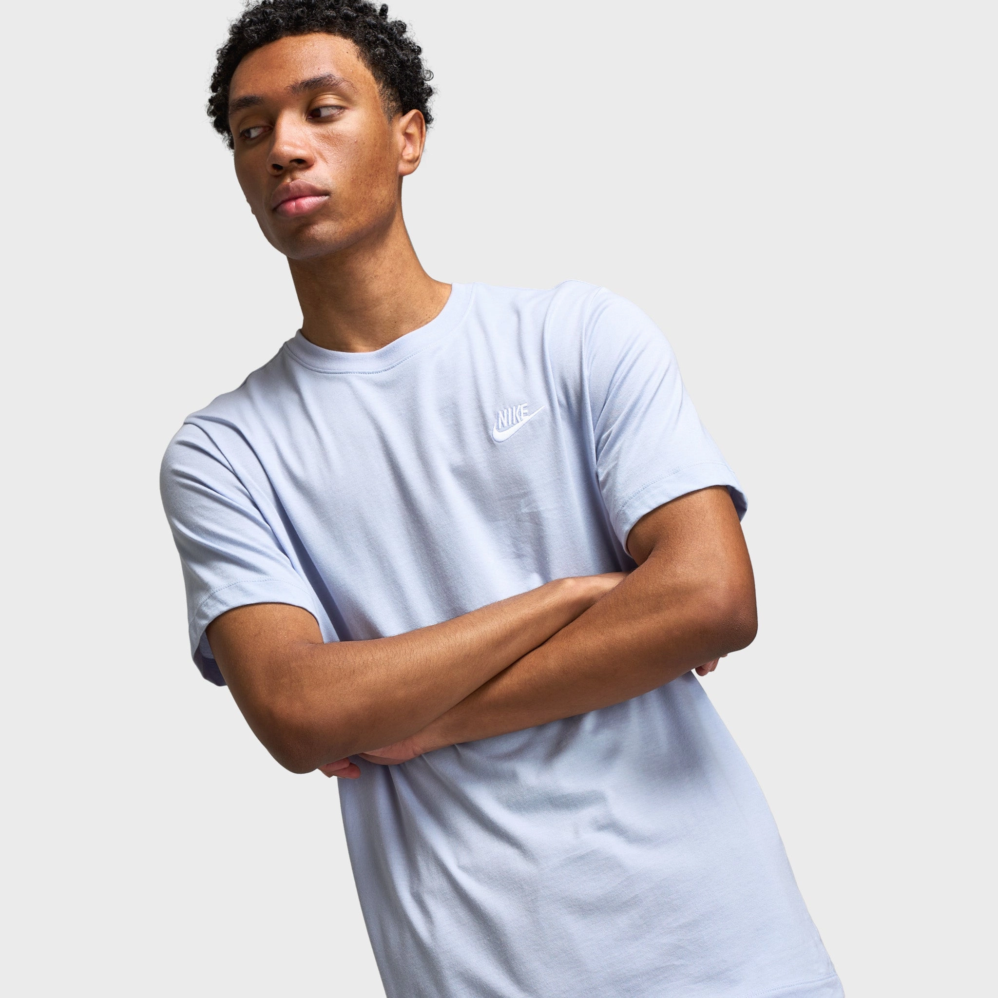 Nike Sportswear Club T-shirt Ghost / White Athletic Performance Fabric QuickDry Textile