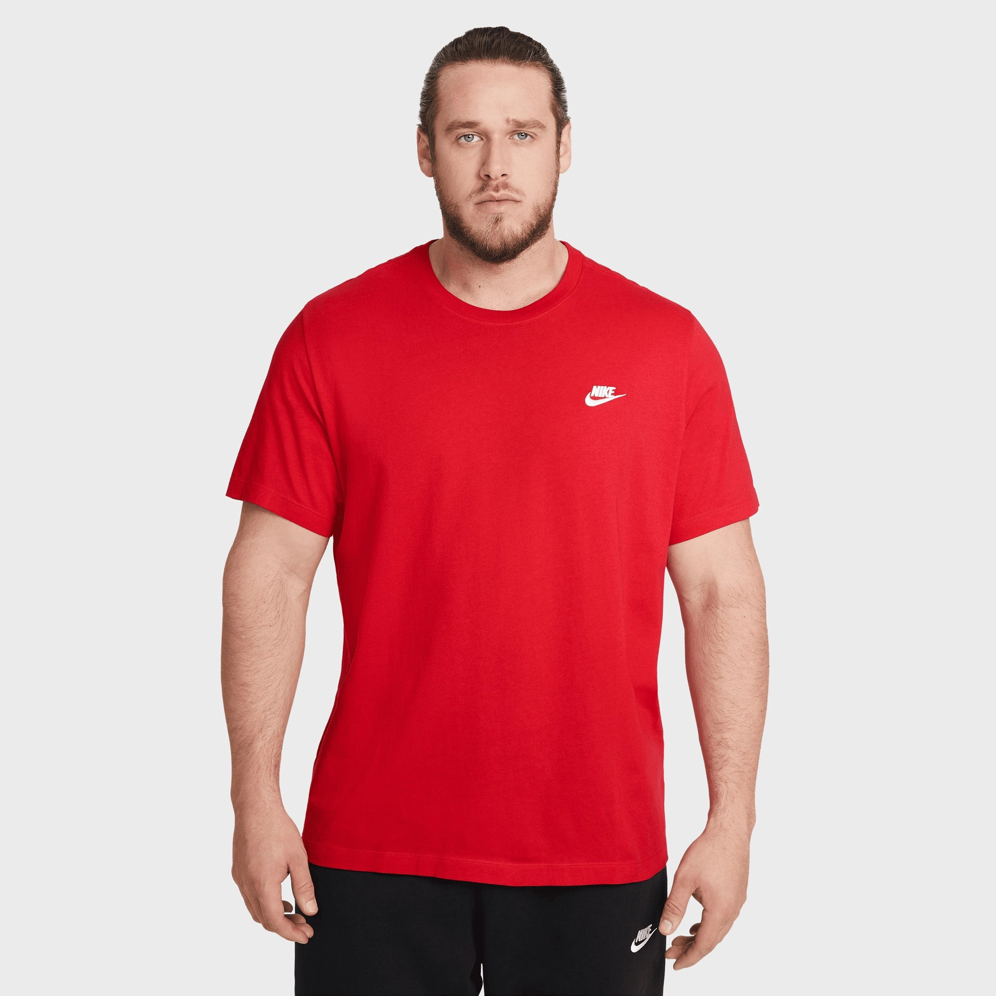 Nike Sportswear Club T-shirt University Red / White MultiPocketIntegration QuickDry Material